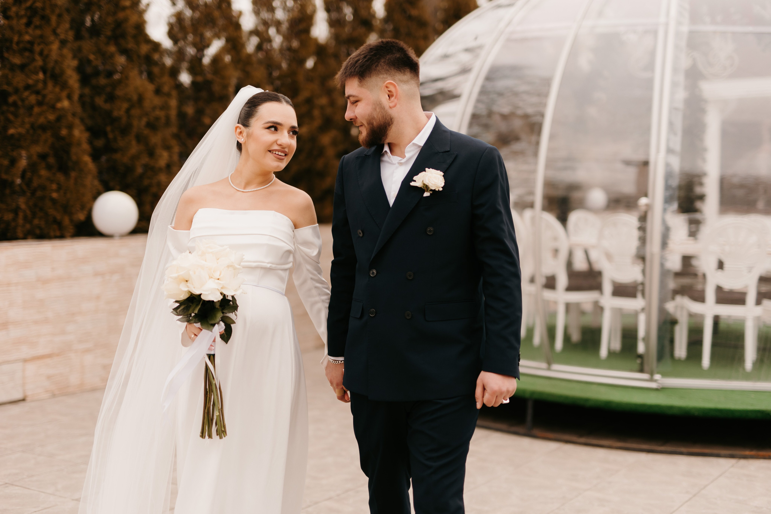 Madalin & Marinela. Main