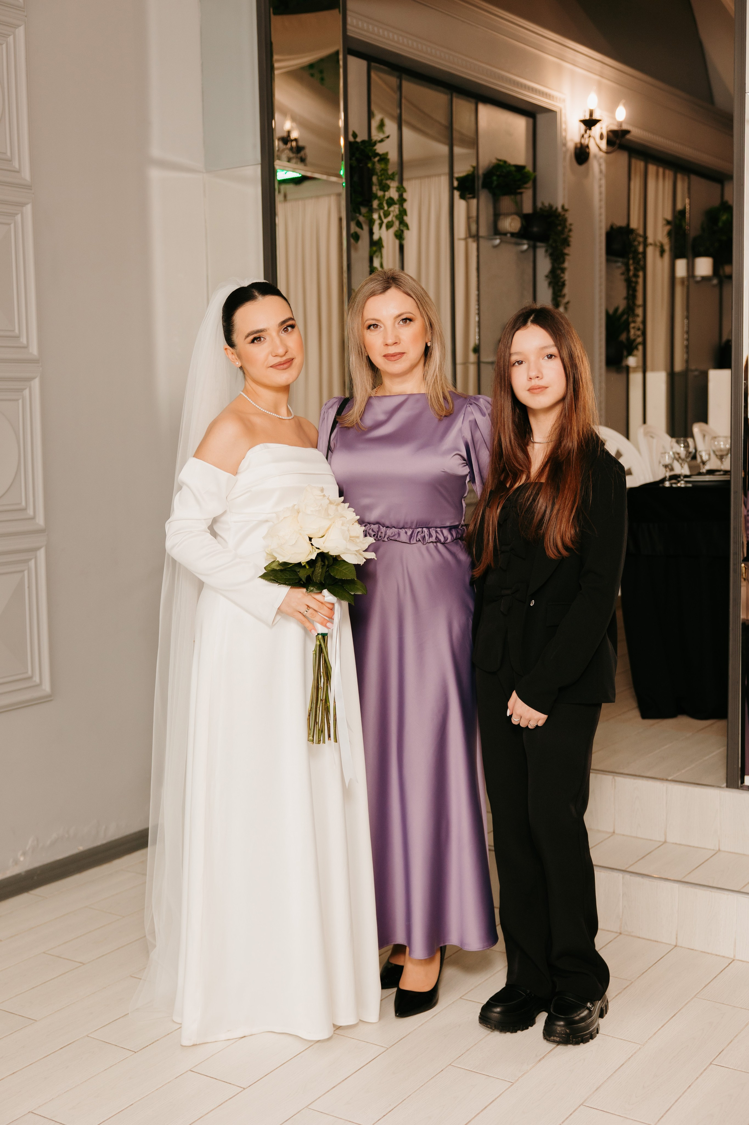 Madalin & Marinela. Main