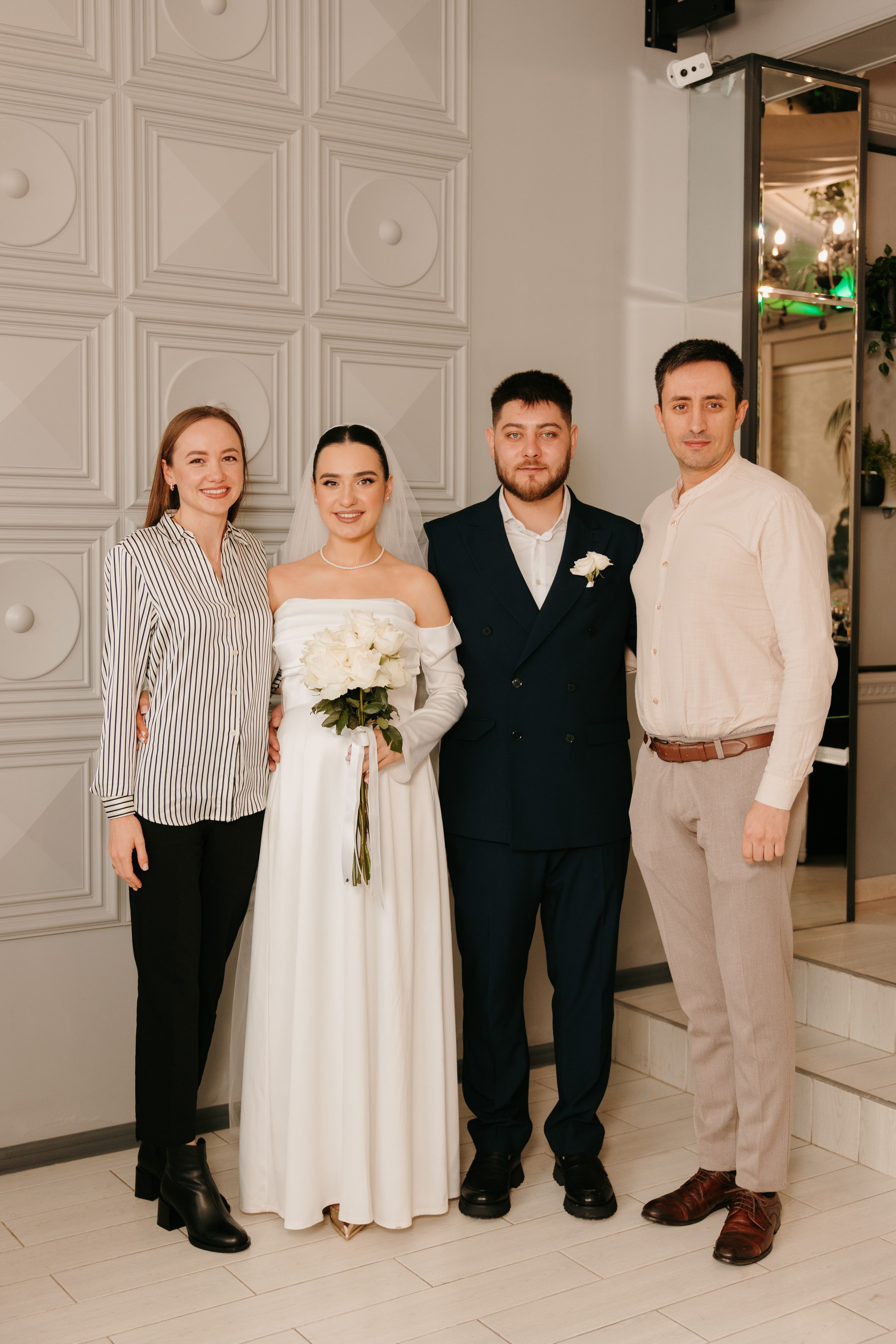 Madalin & Marinela. Main