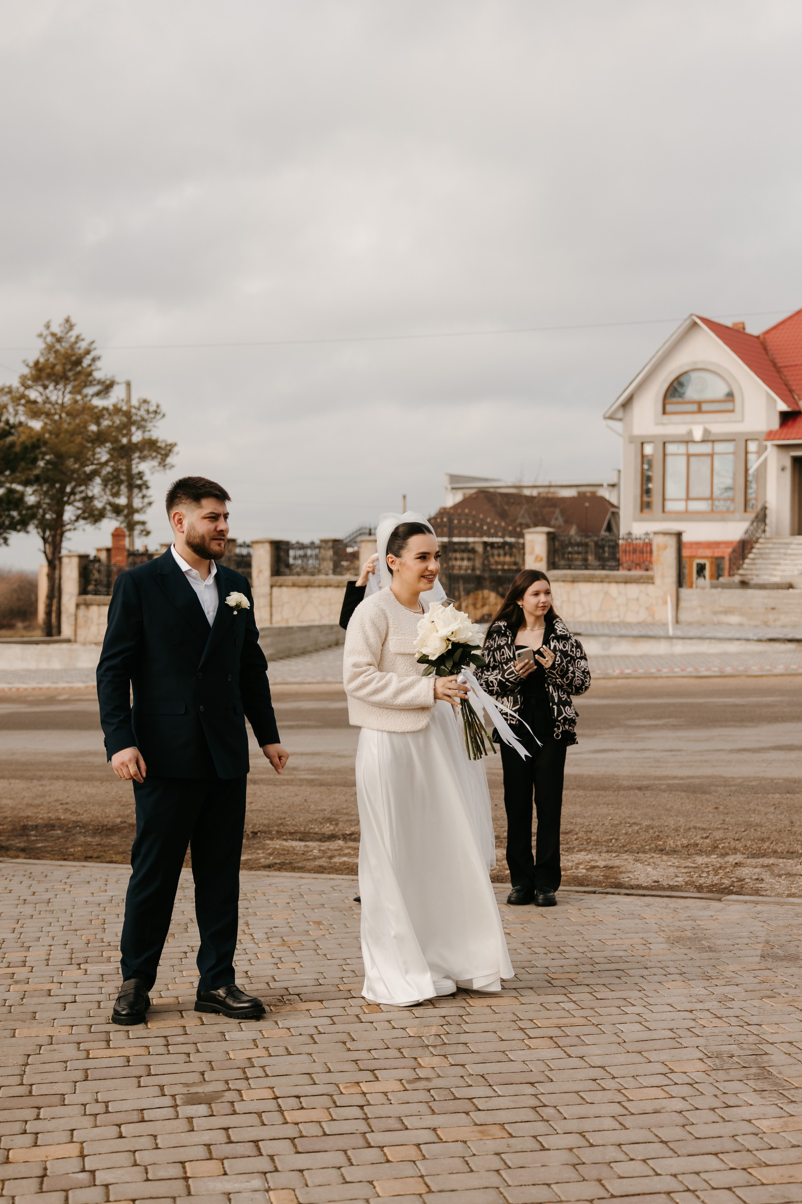 Madalin & Marinela. Main