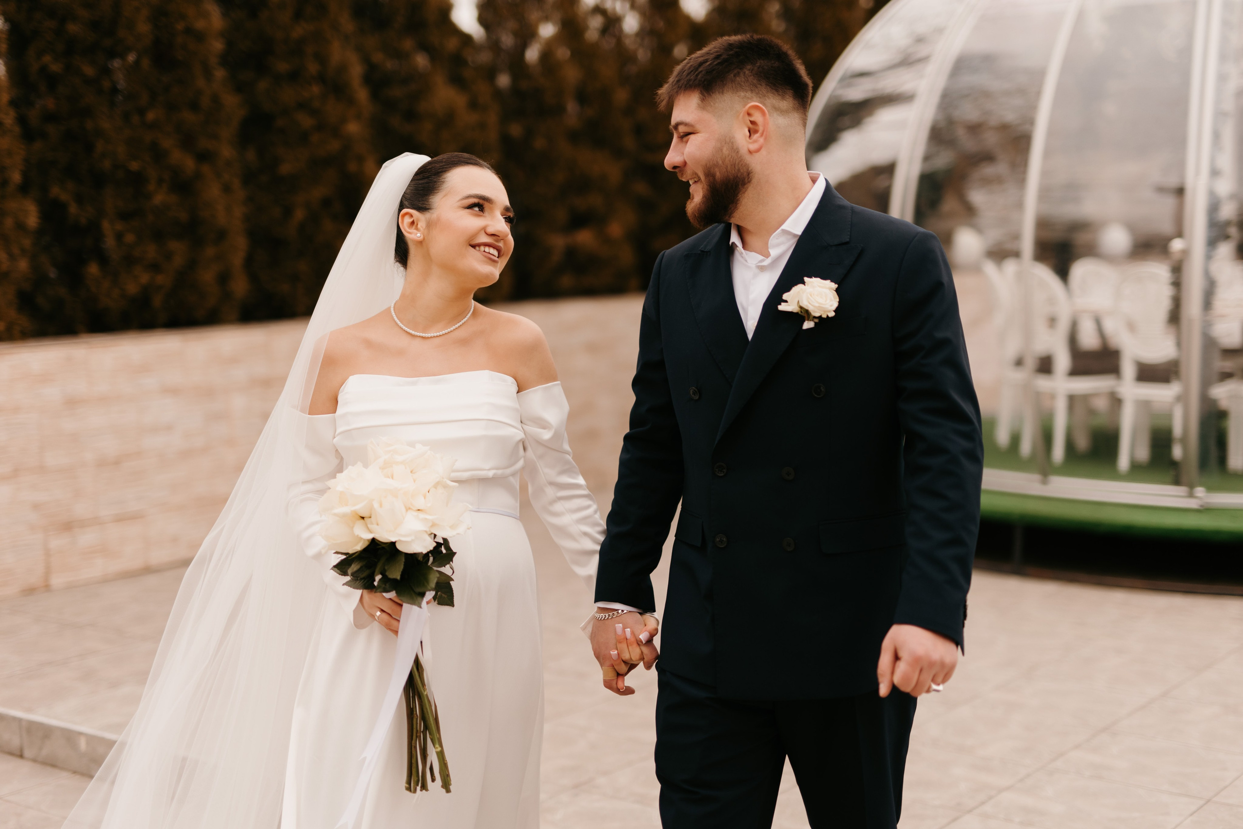 Madalin & Marinela. Main