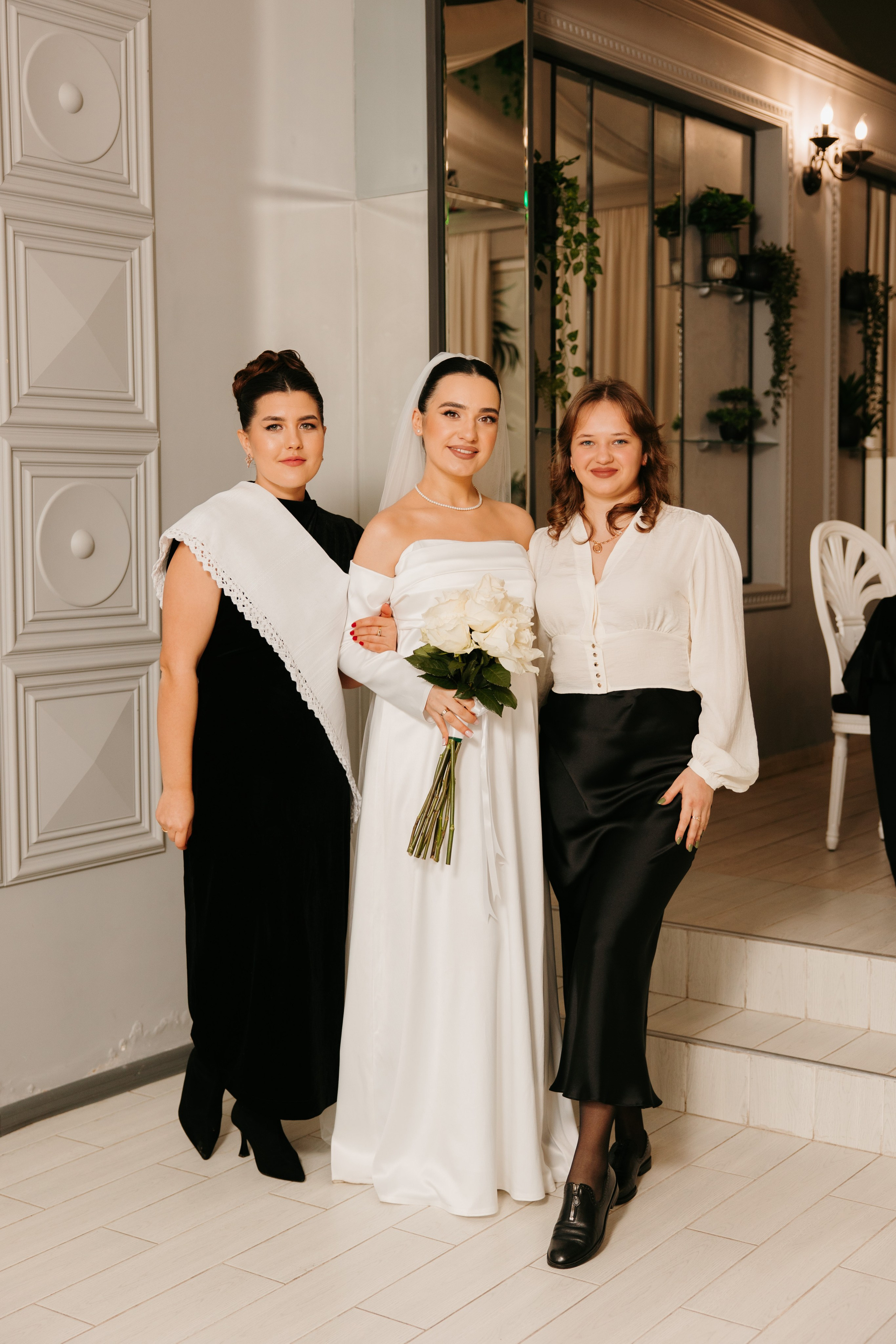 Madalin & Marinela. Main