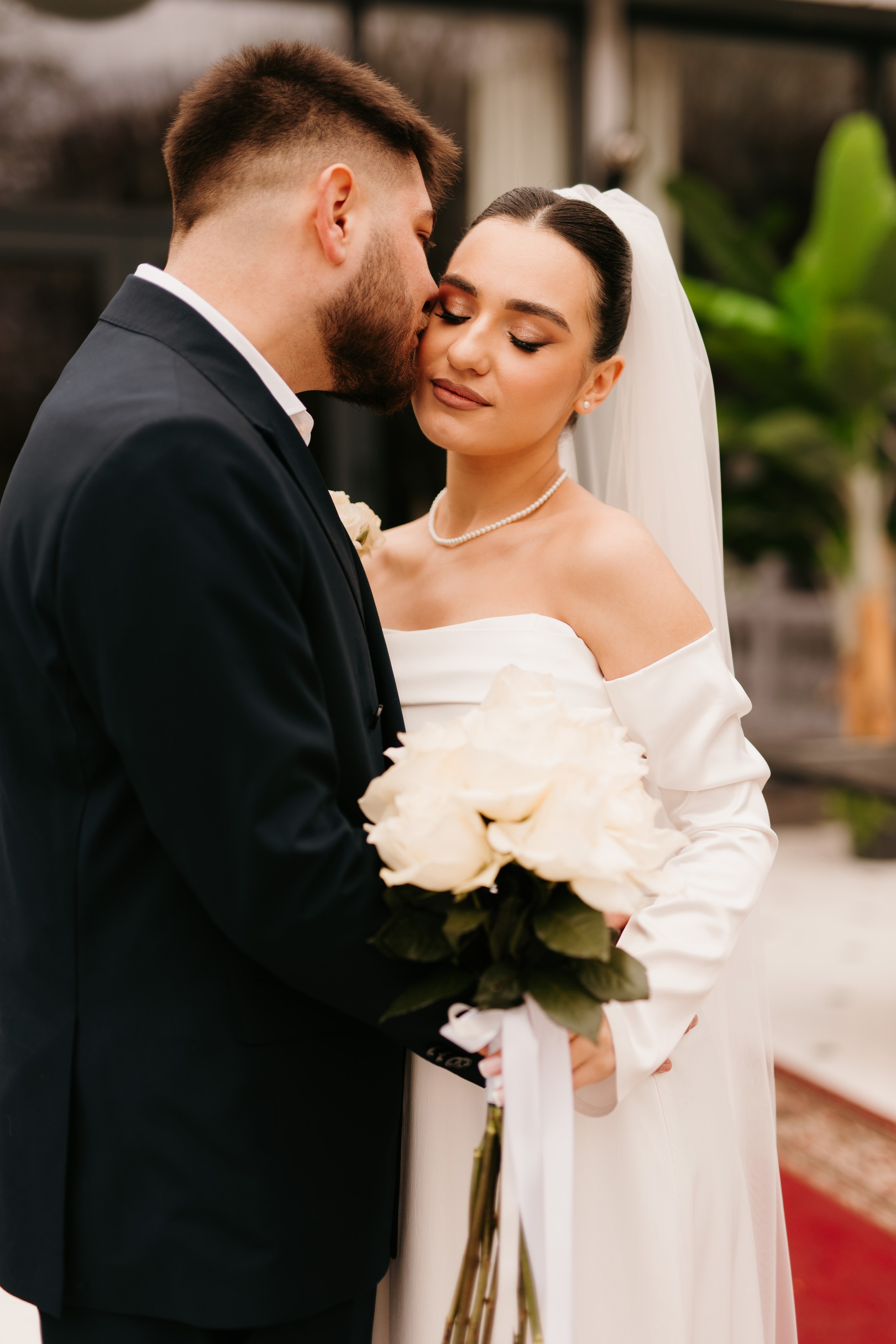 Madalin & Marinela. Main