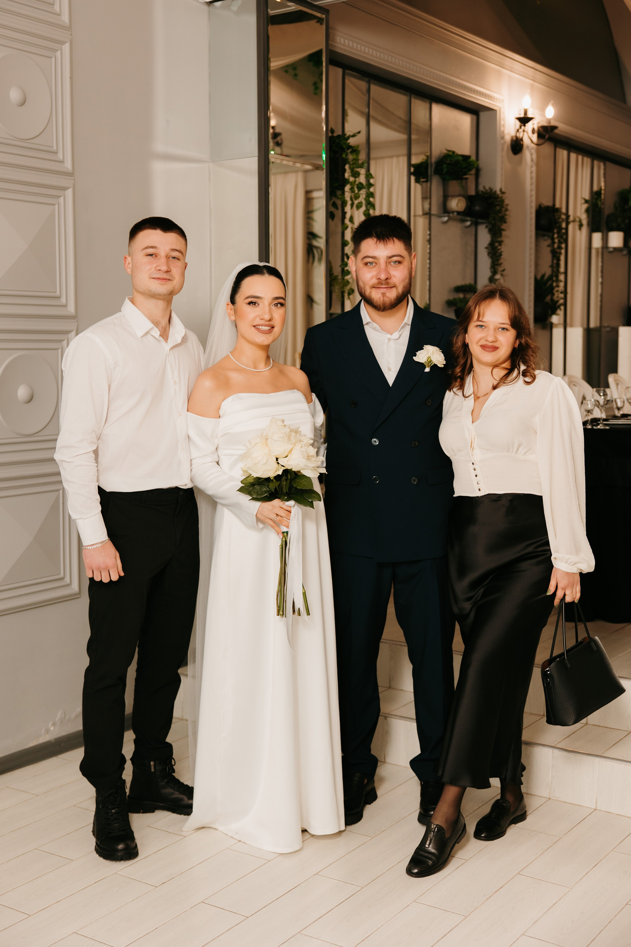 Madalin & Marinela. Main