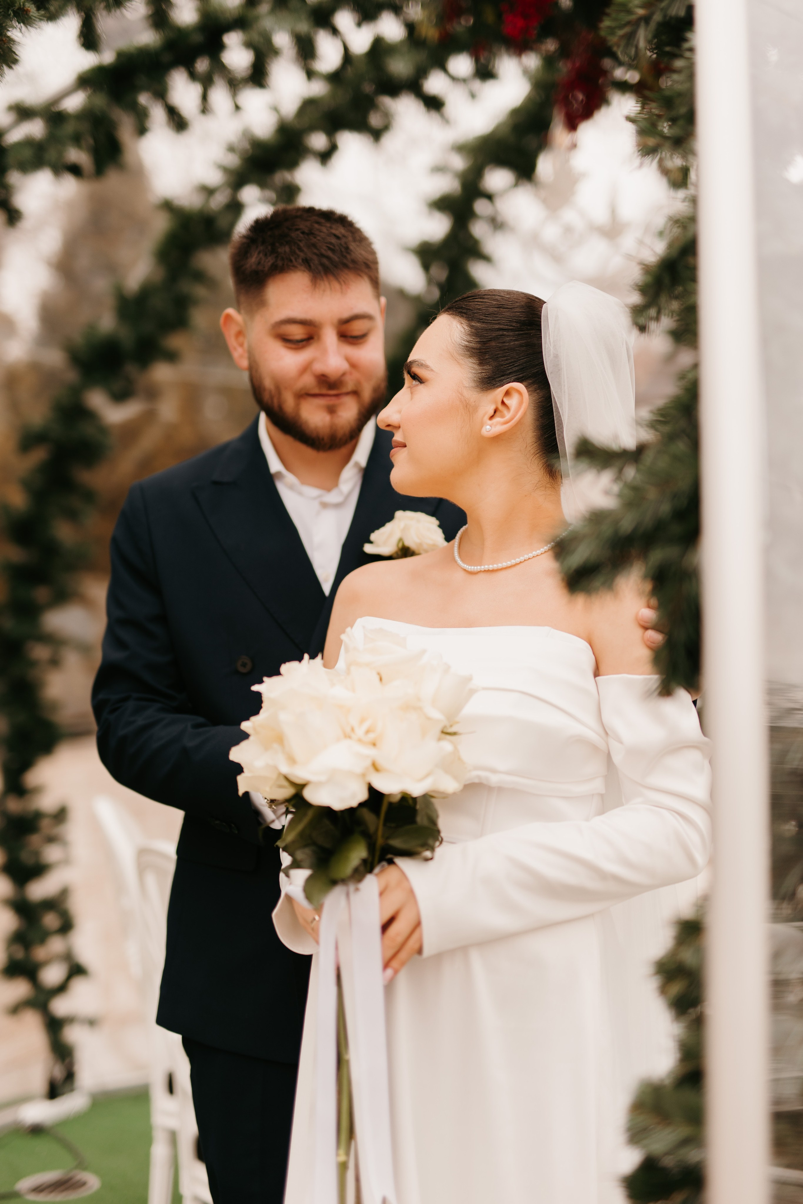 Madalin & Marinela. Main