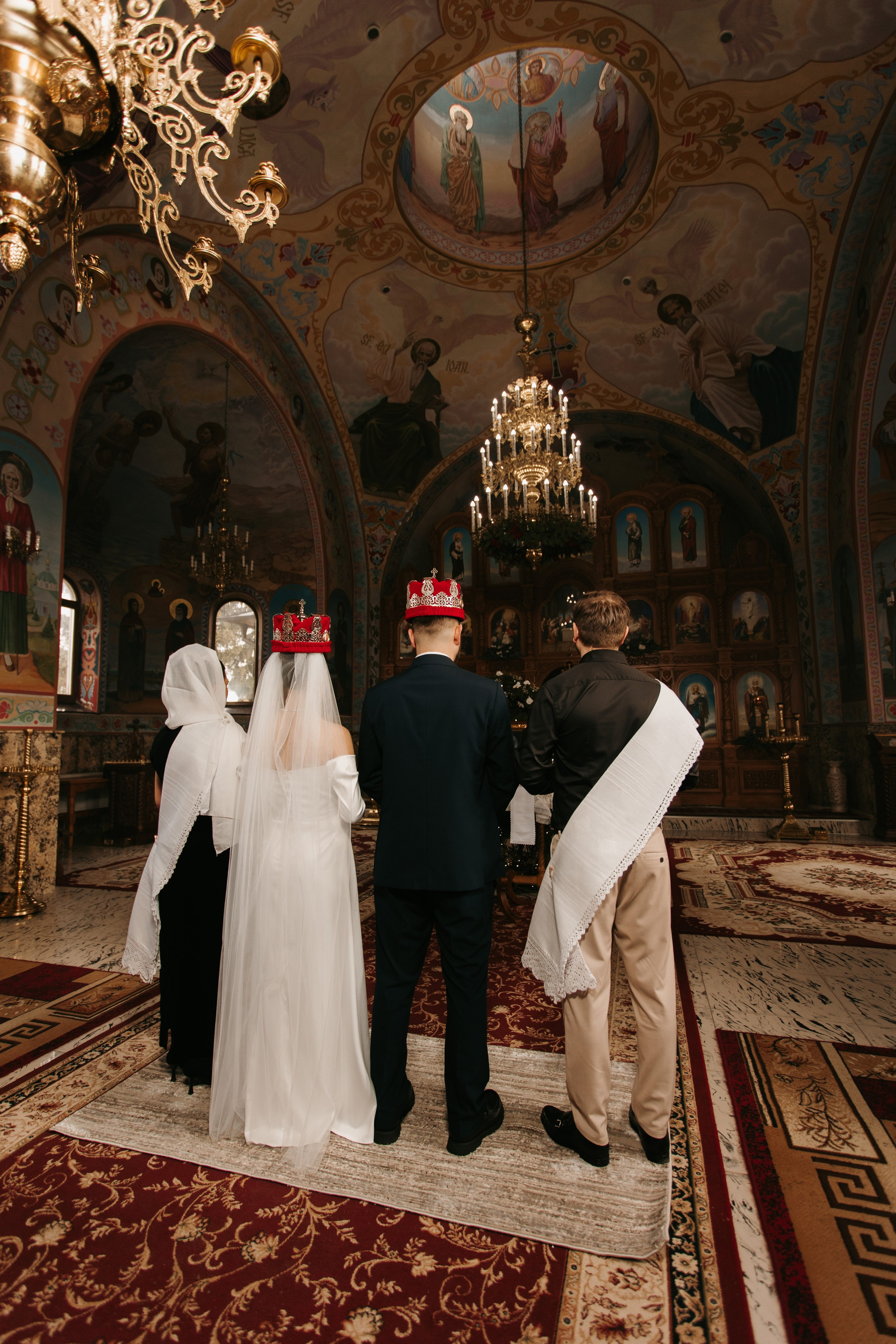 Madalin & Marinela. Main