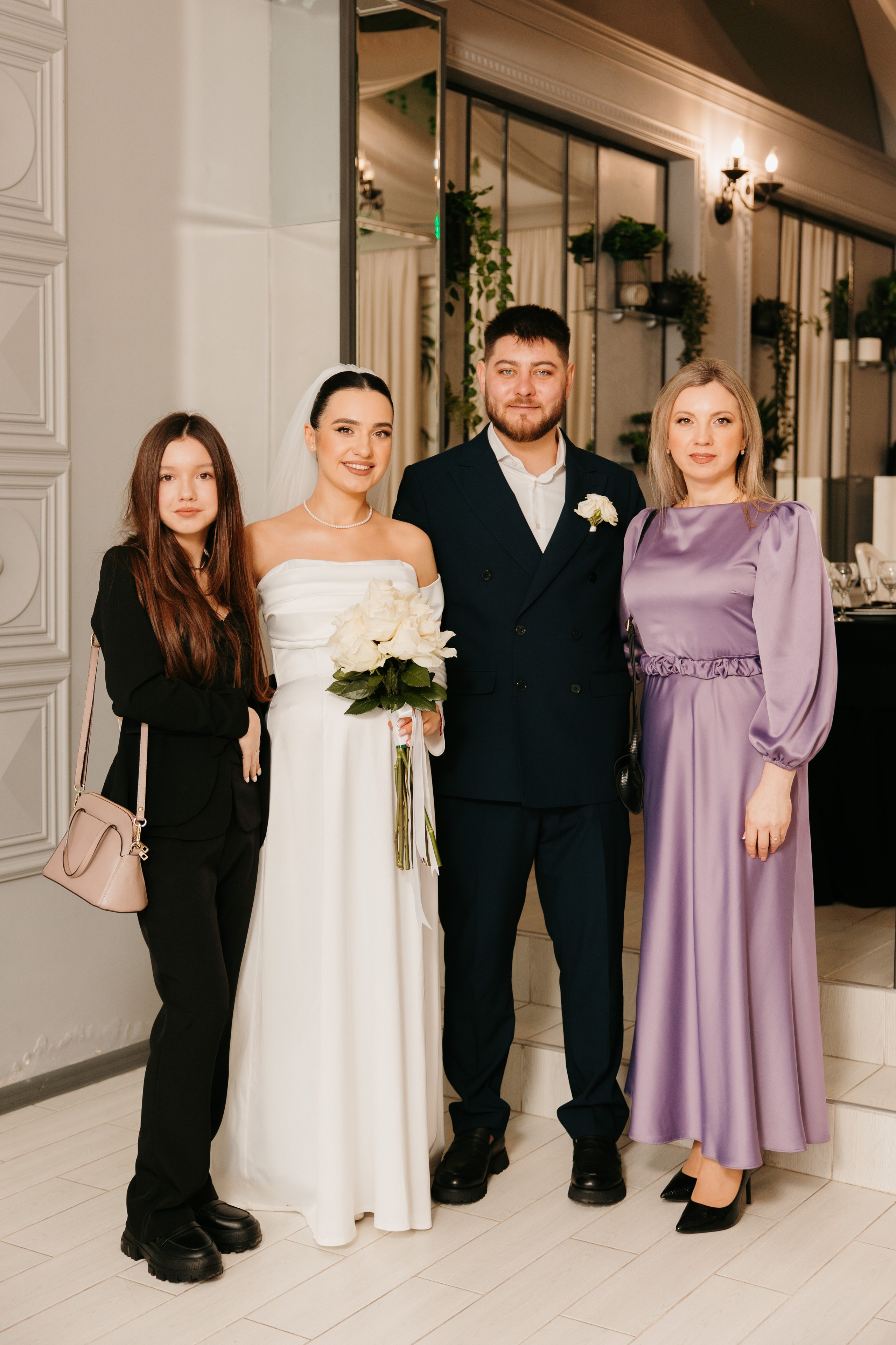 Madalin & Marinela. Main