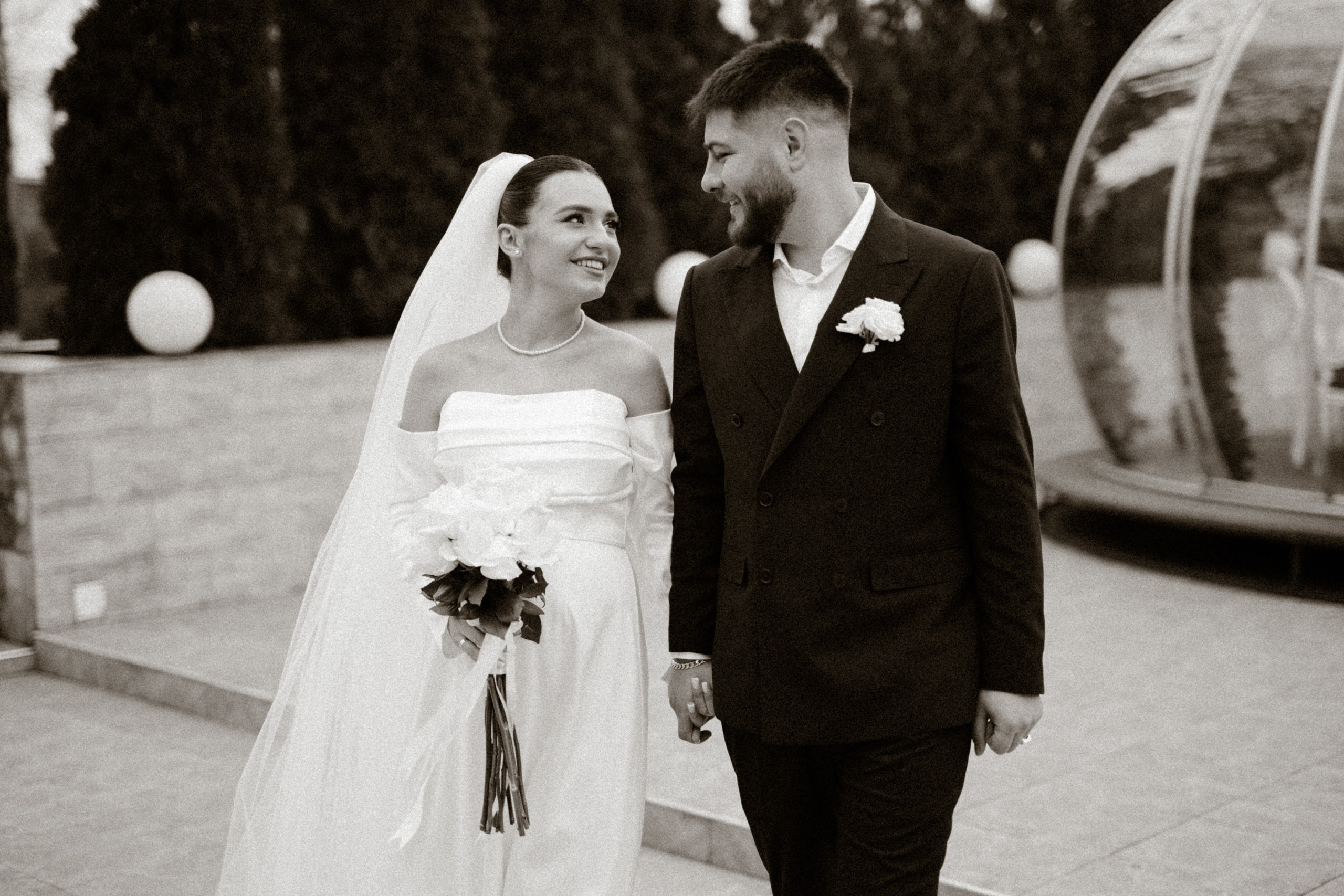 Madalin & Marinela. Main