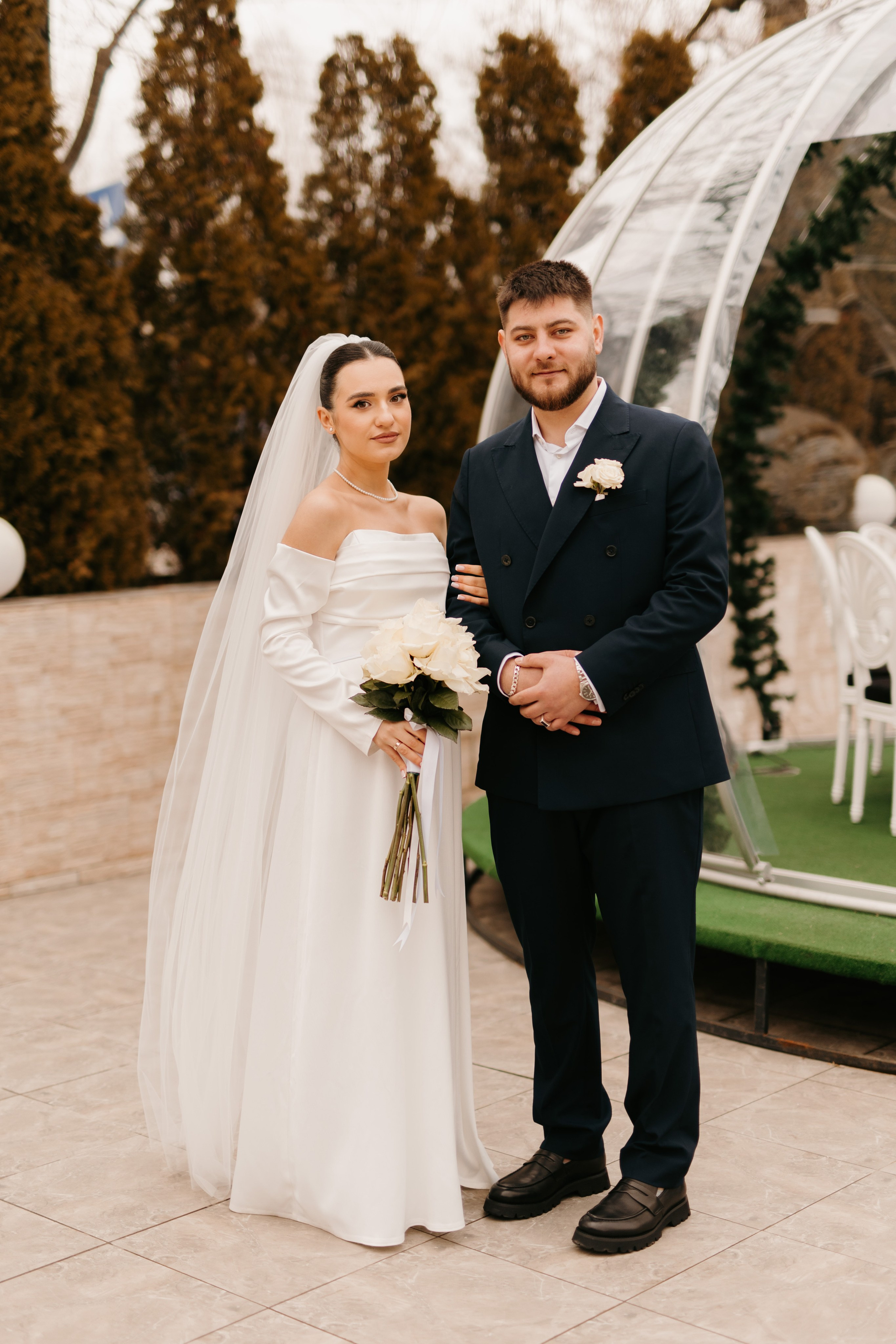 Madalin & Marinela. Main