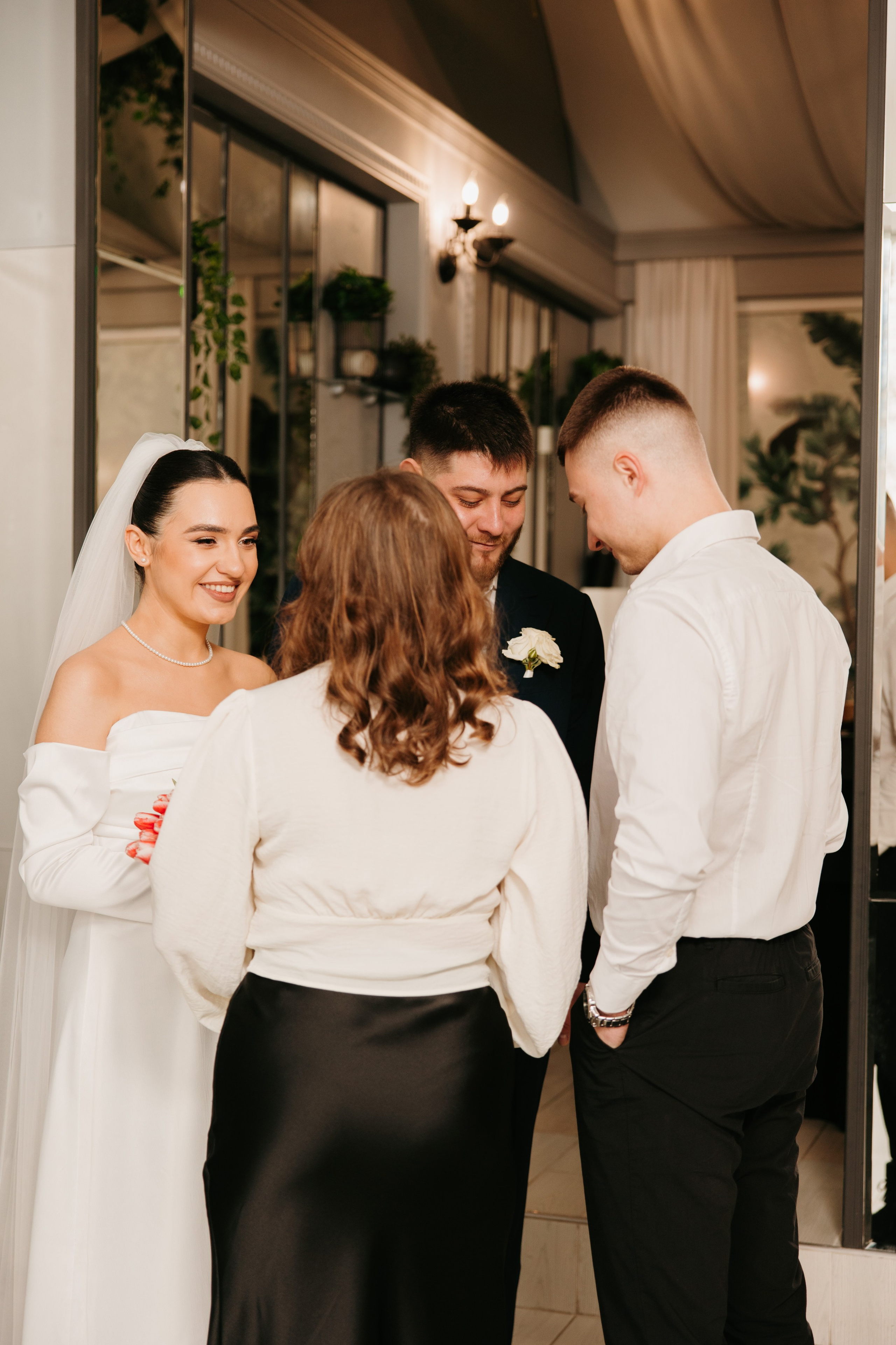 Madalin & Marinela. Main