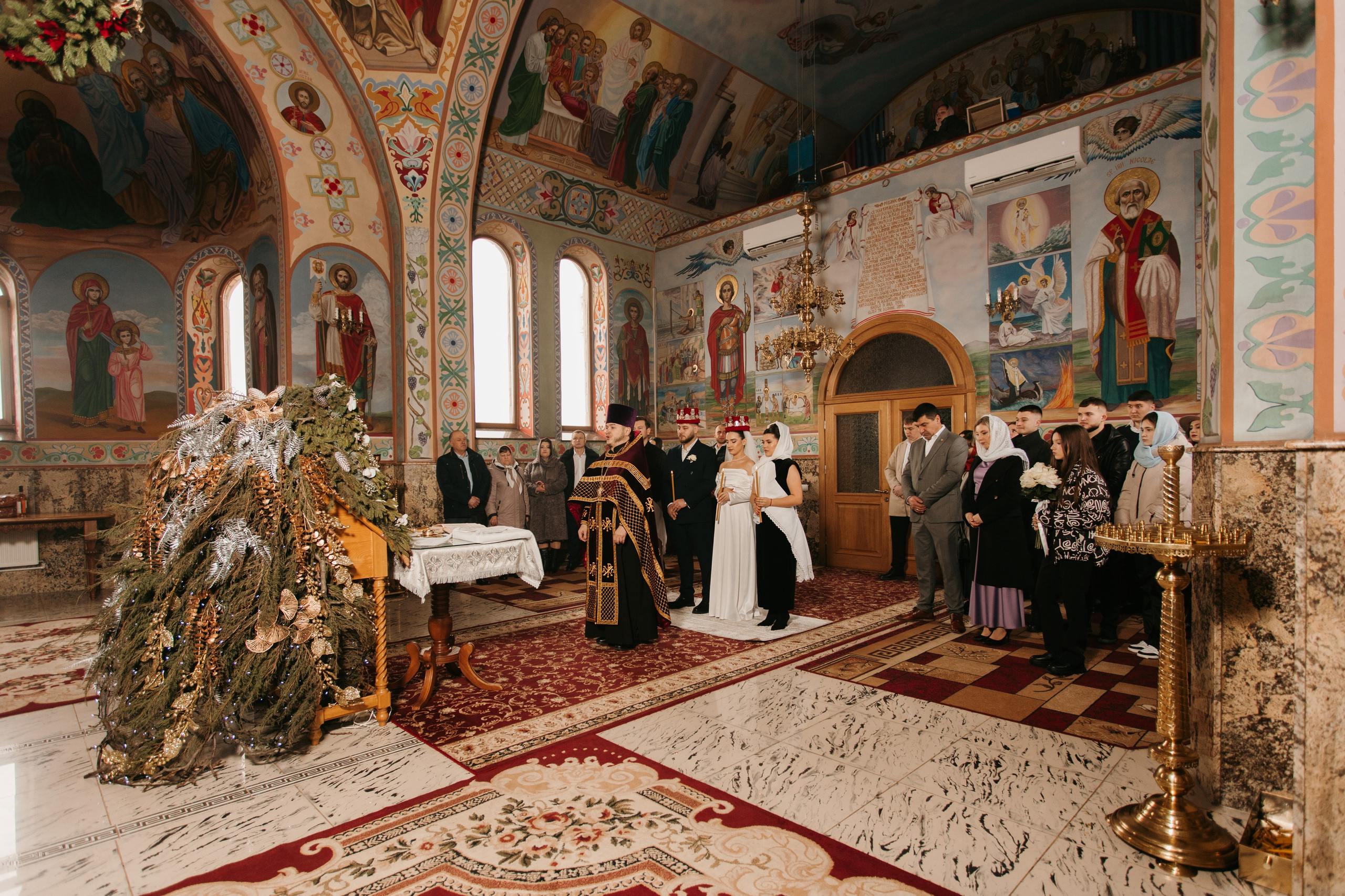 Madalin & Marinela. Main