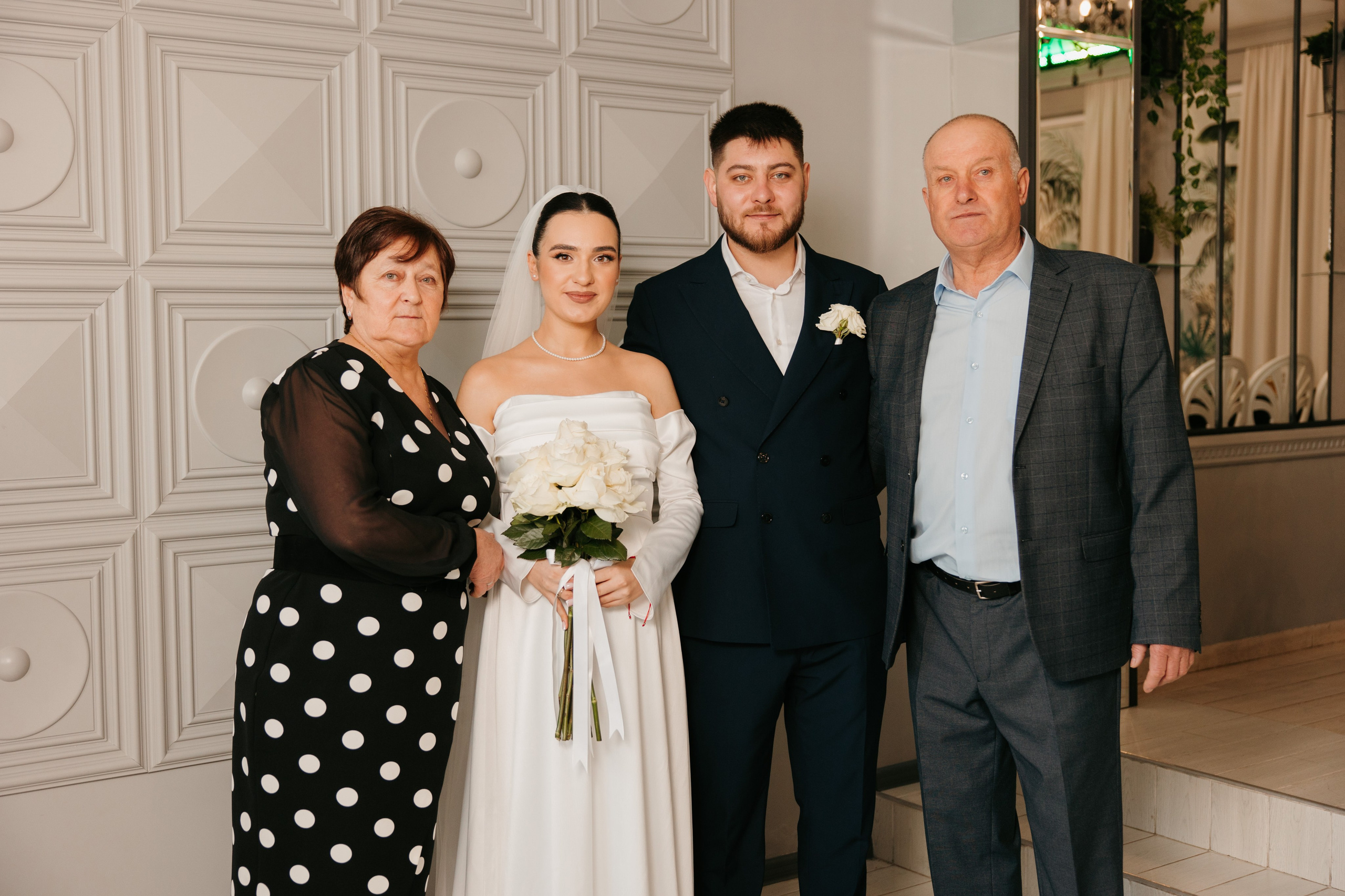 Madalin & Marinela. Main