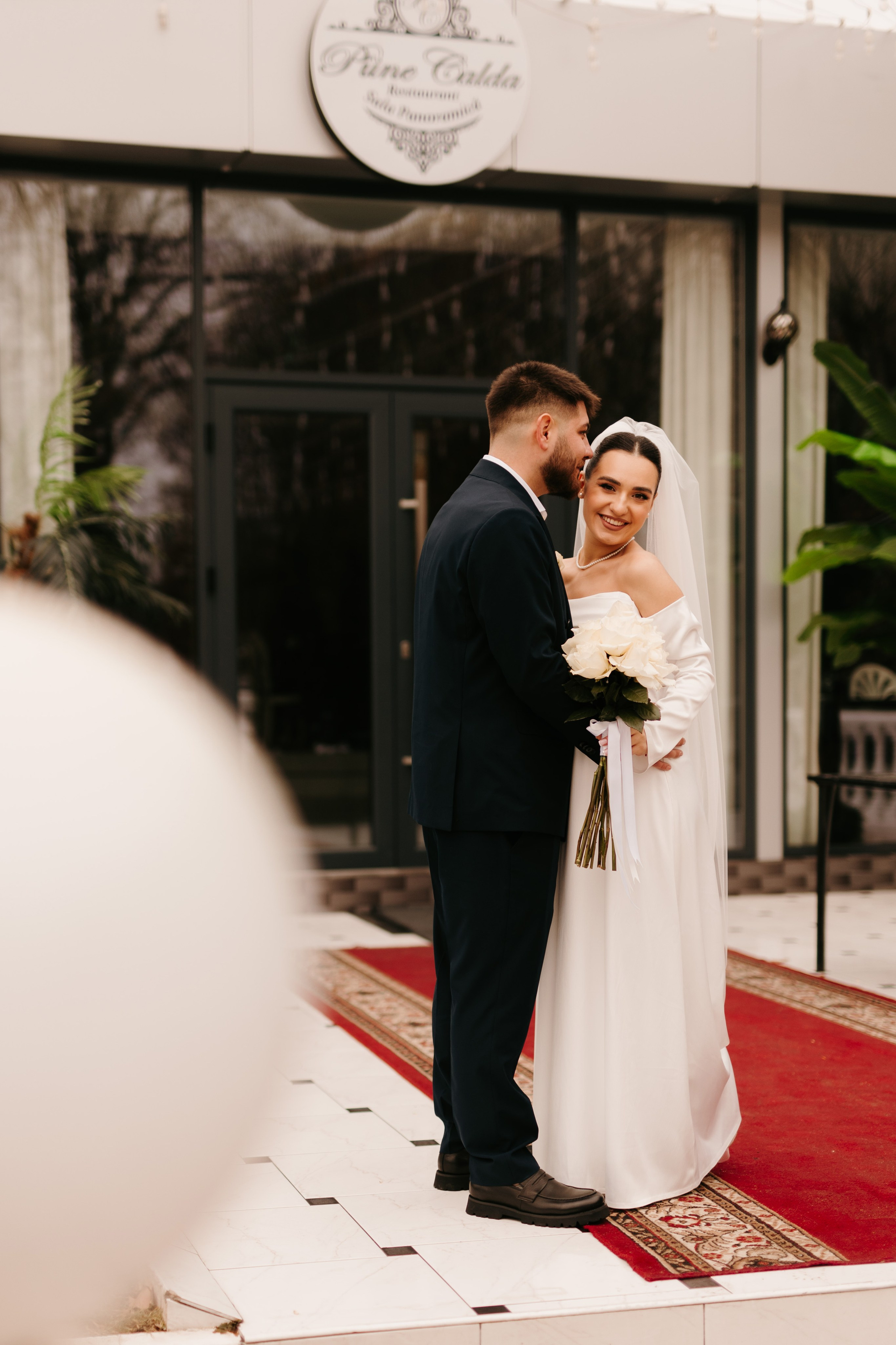 Madalin & Marinela. Main