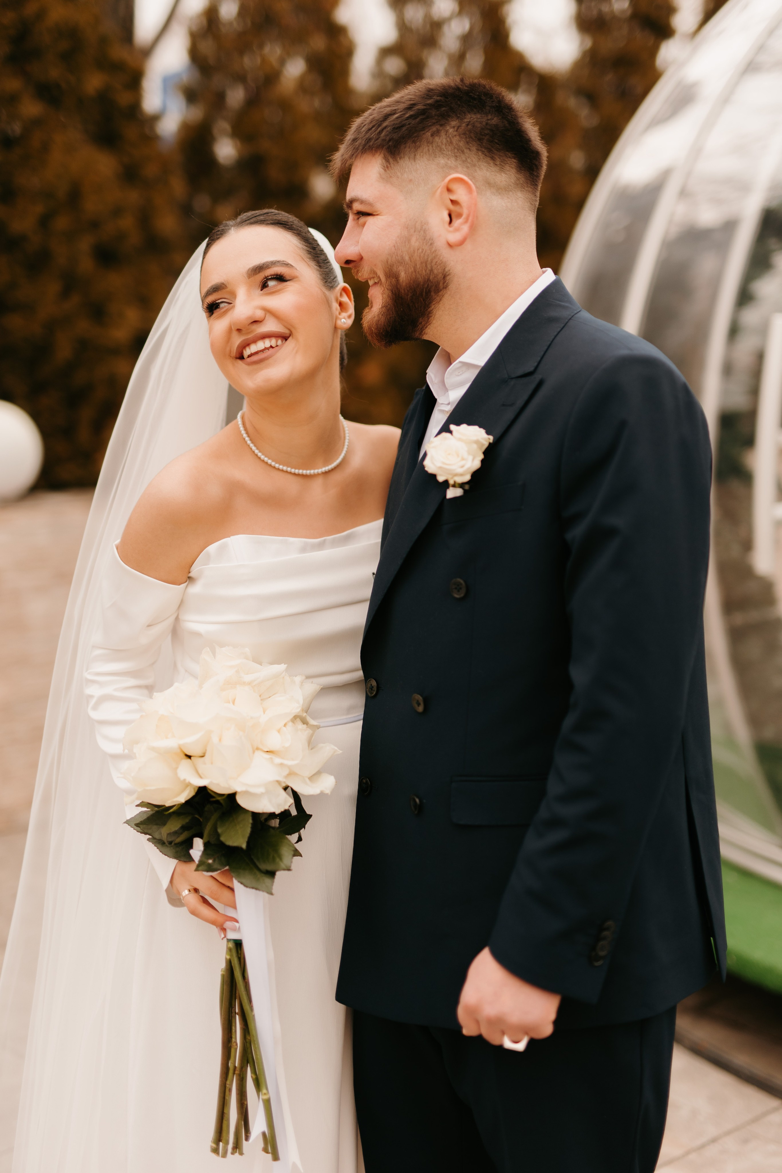 Madalin & Marinela. Main