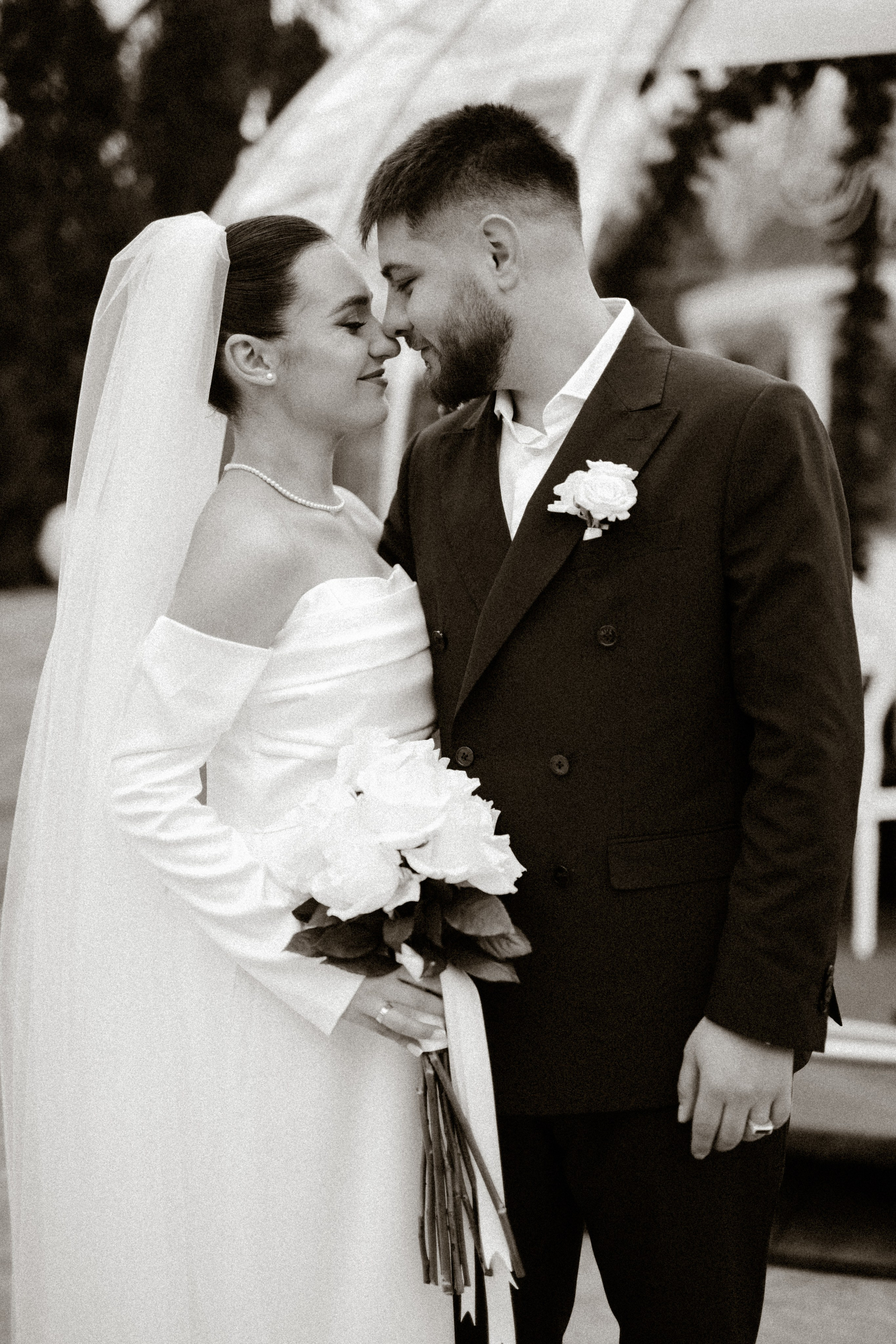 Madalin & Marinela. Main