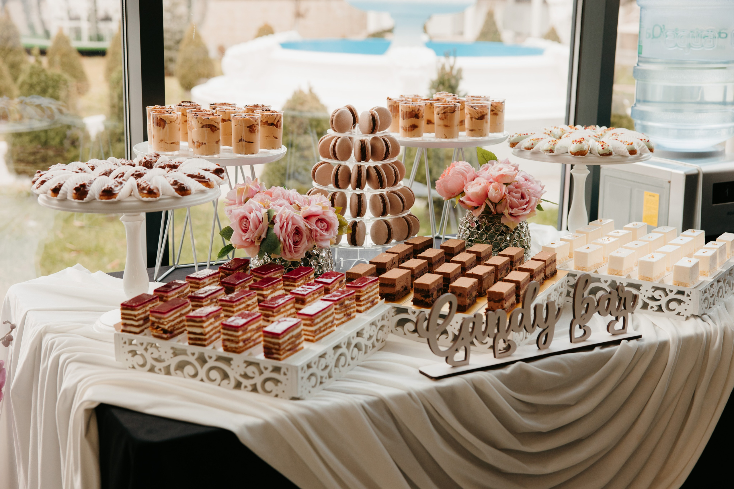 Madalin & Marinela. Main