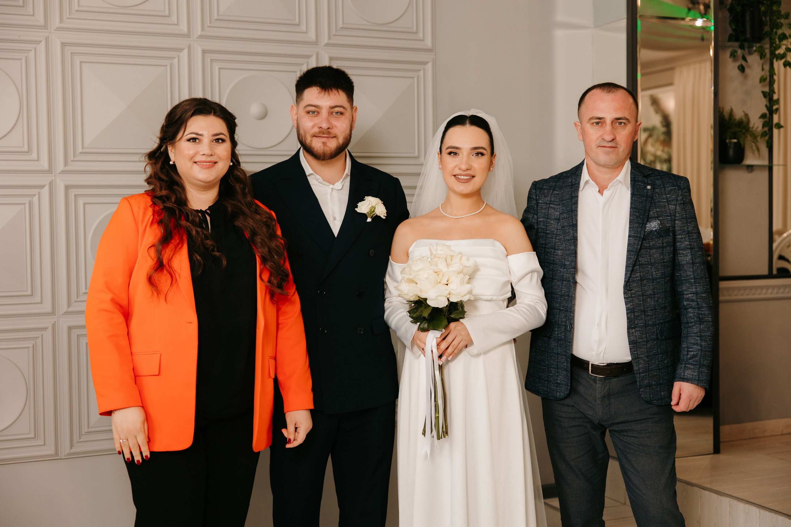 Madalin & Marinela. Main