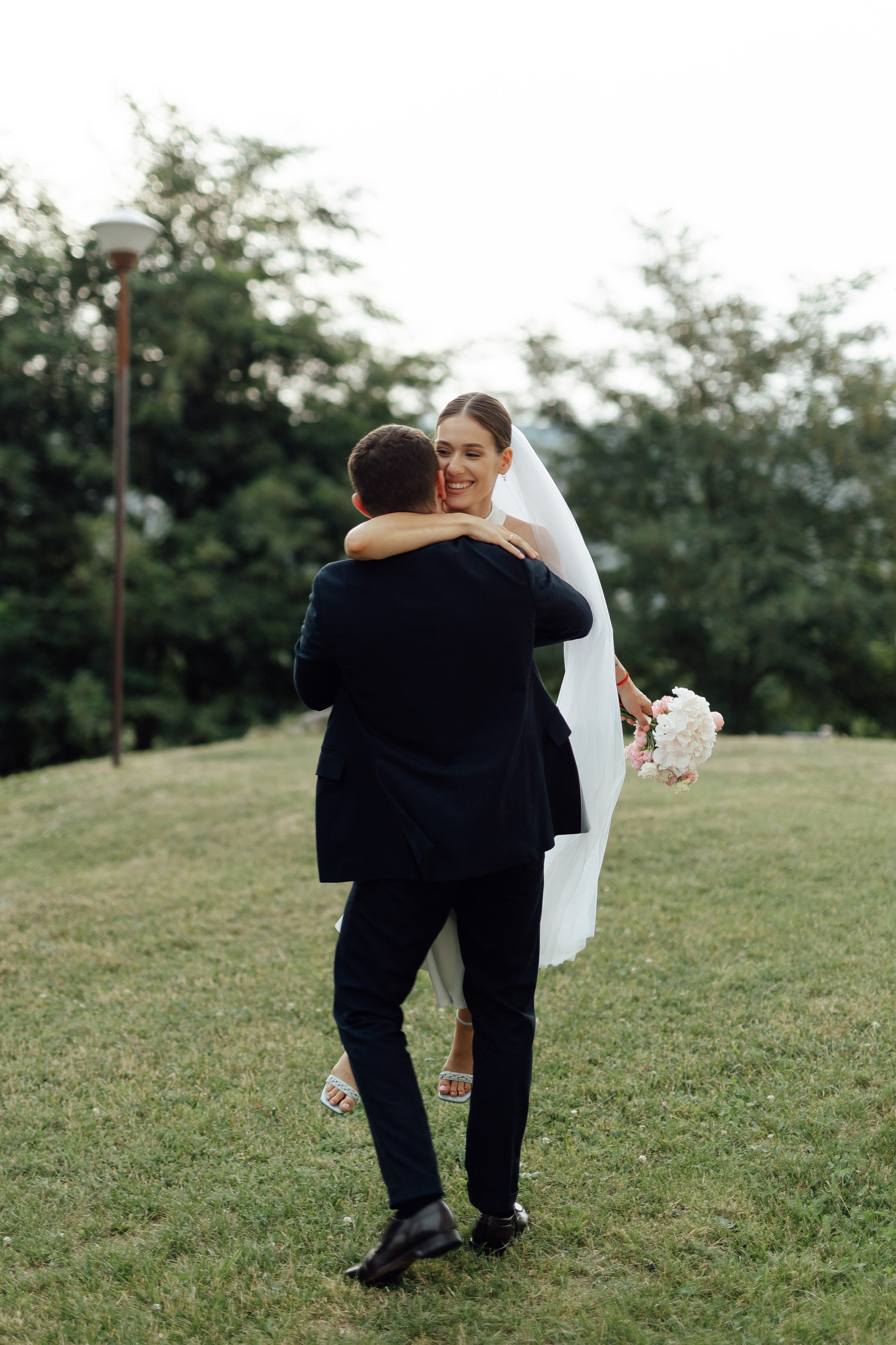 Mihai & Daiana. Main