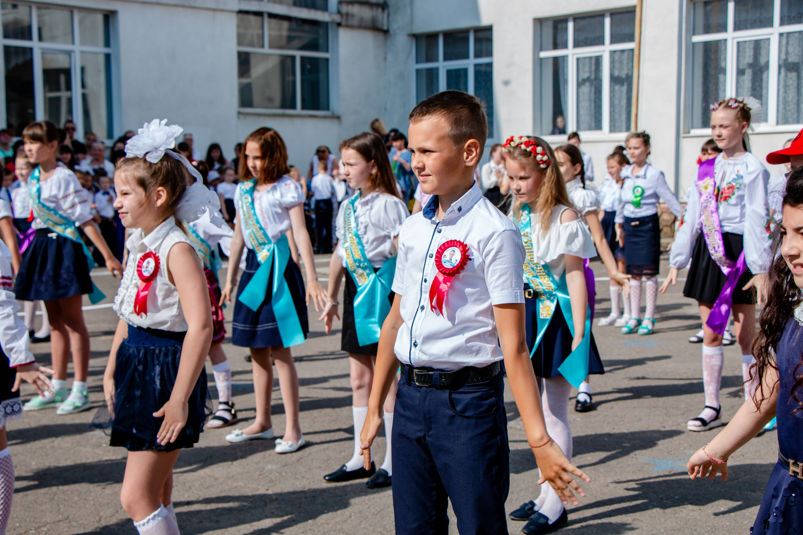 Школьные фотографии. Великодолинское. Семейный фотограф Великодолинское