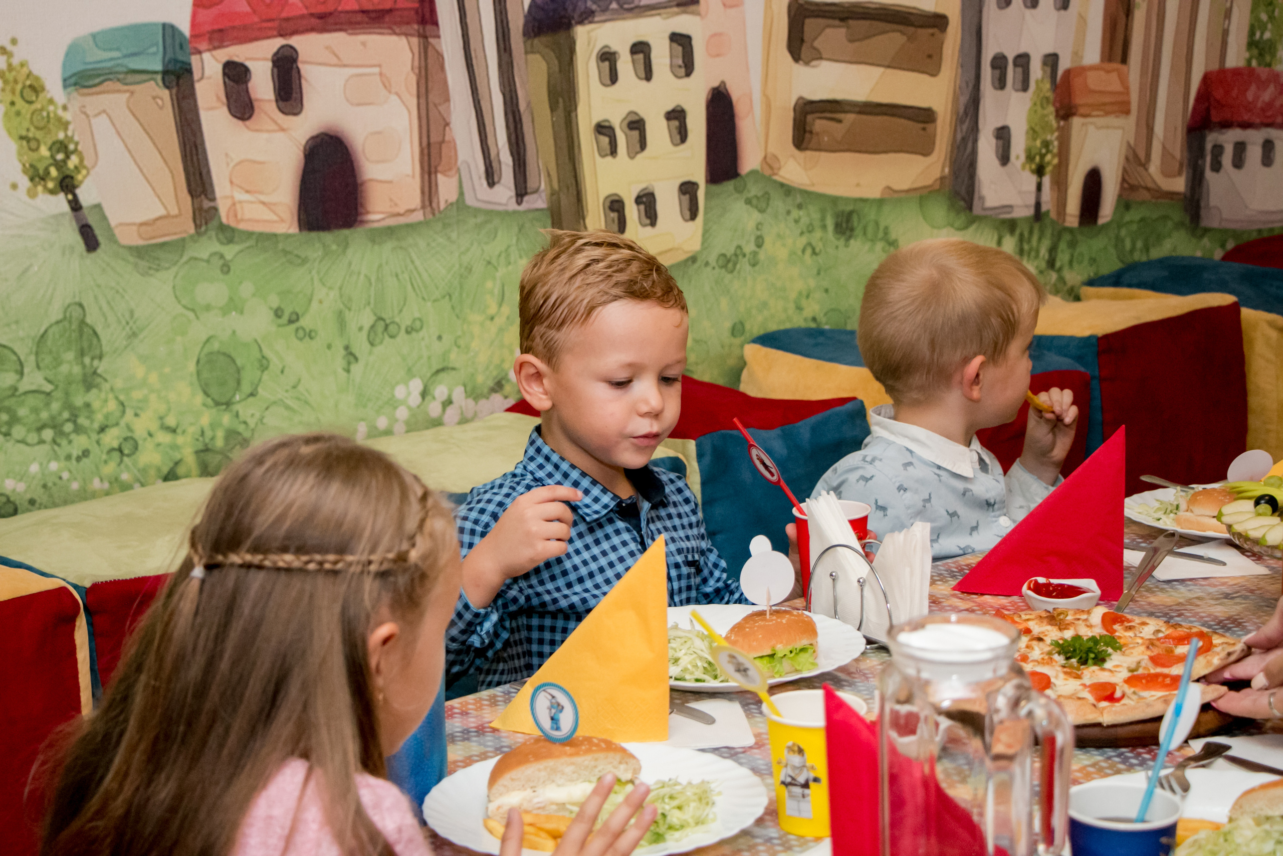 День рождения, фотосессия. Семейный фотограф Великодолинское