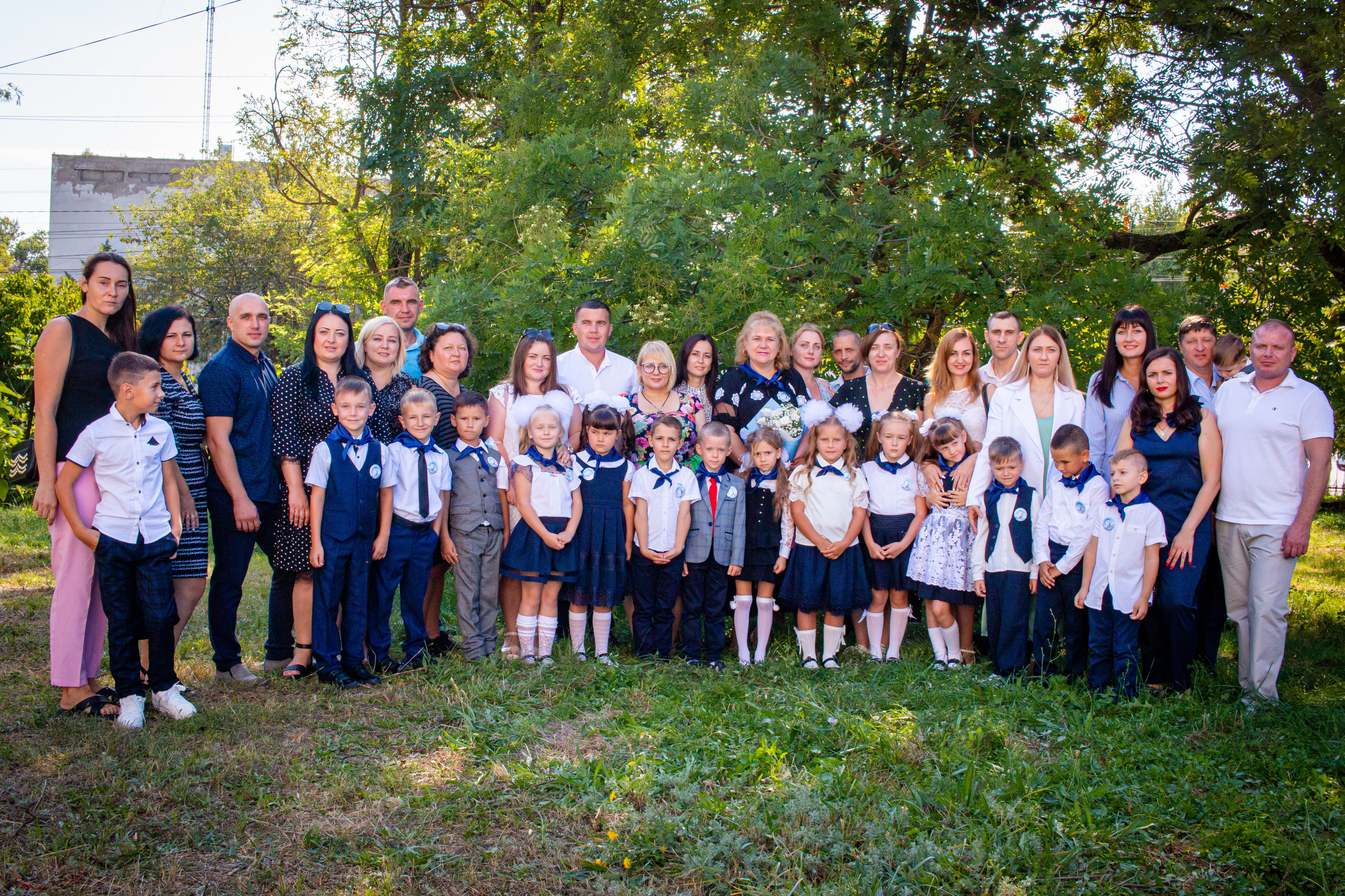 Великодолинское школа номер 1. Семейный фотограф Великодолинское