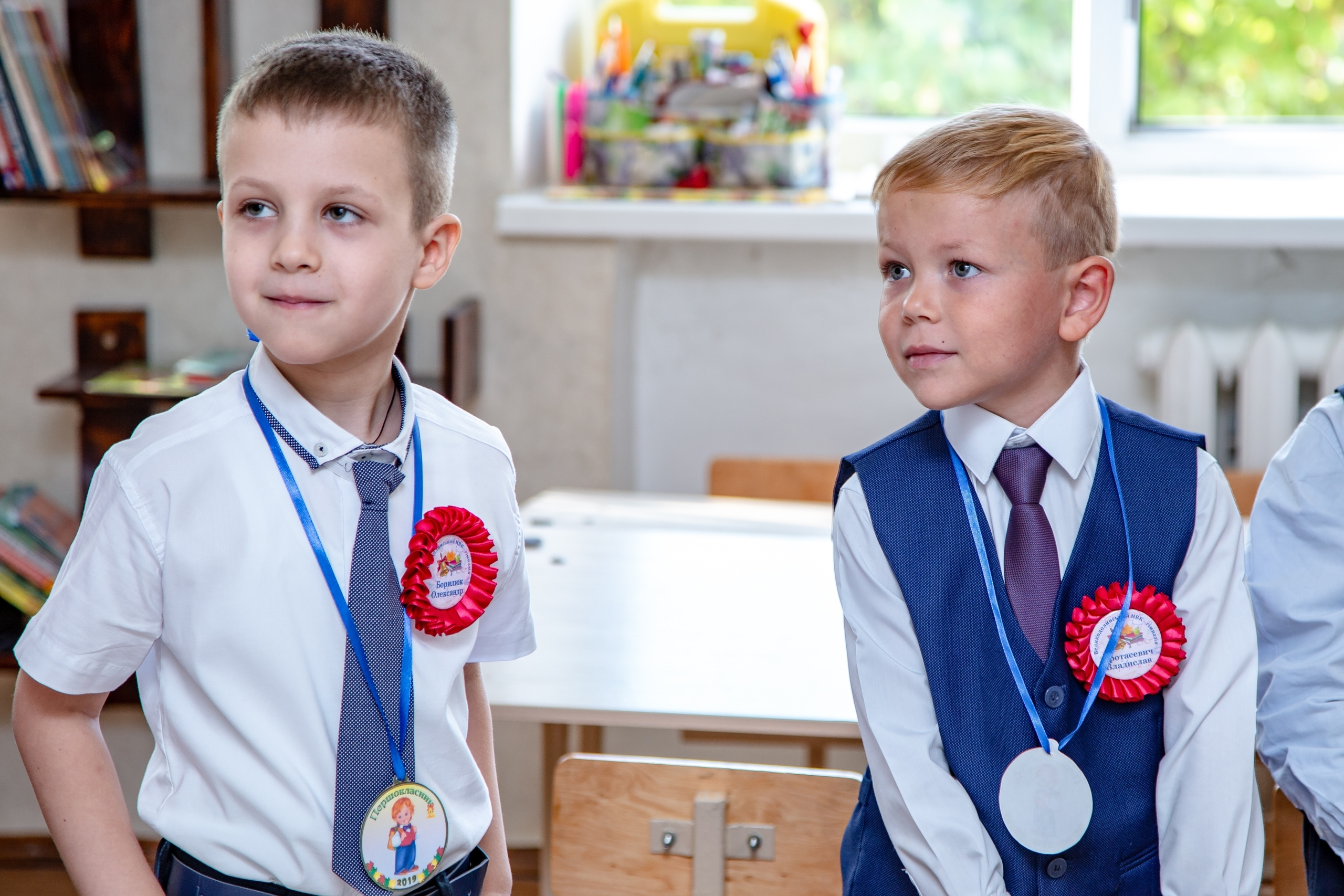 Великодолинское школа номер 1. Семейный фотограф Великодолинское
