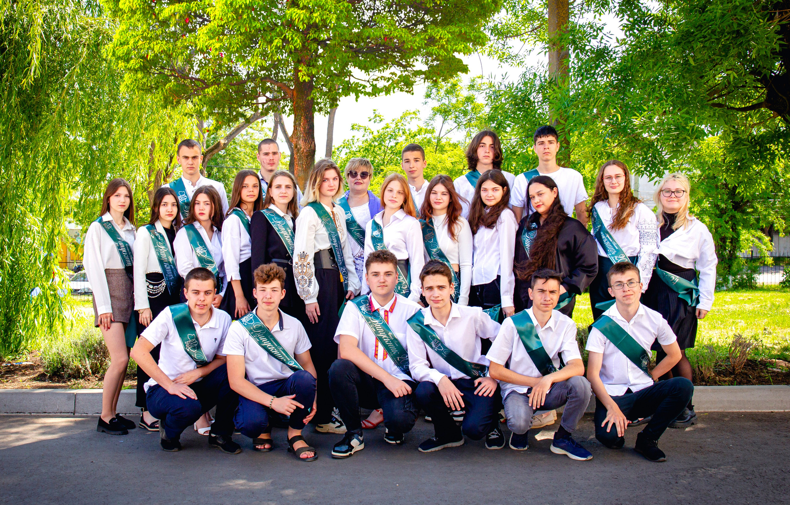 9-Б 2024. Семейный фотограф Великодолинское