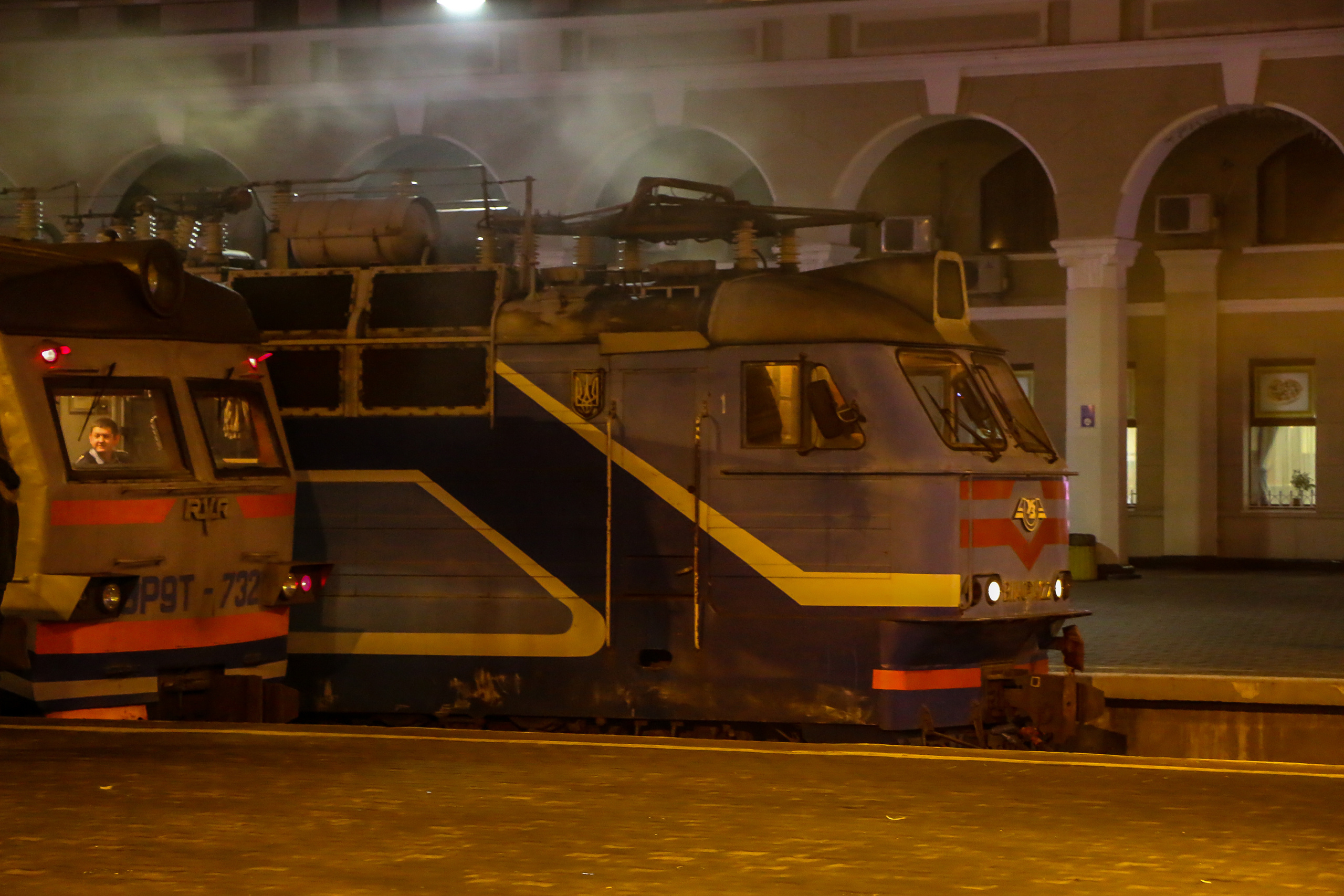 Вечерний Одесский вокзал. Семейный фотограф Великодолинское