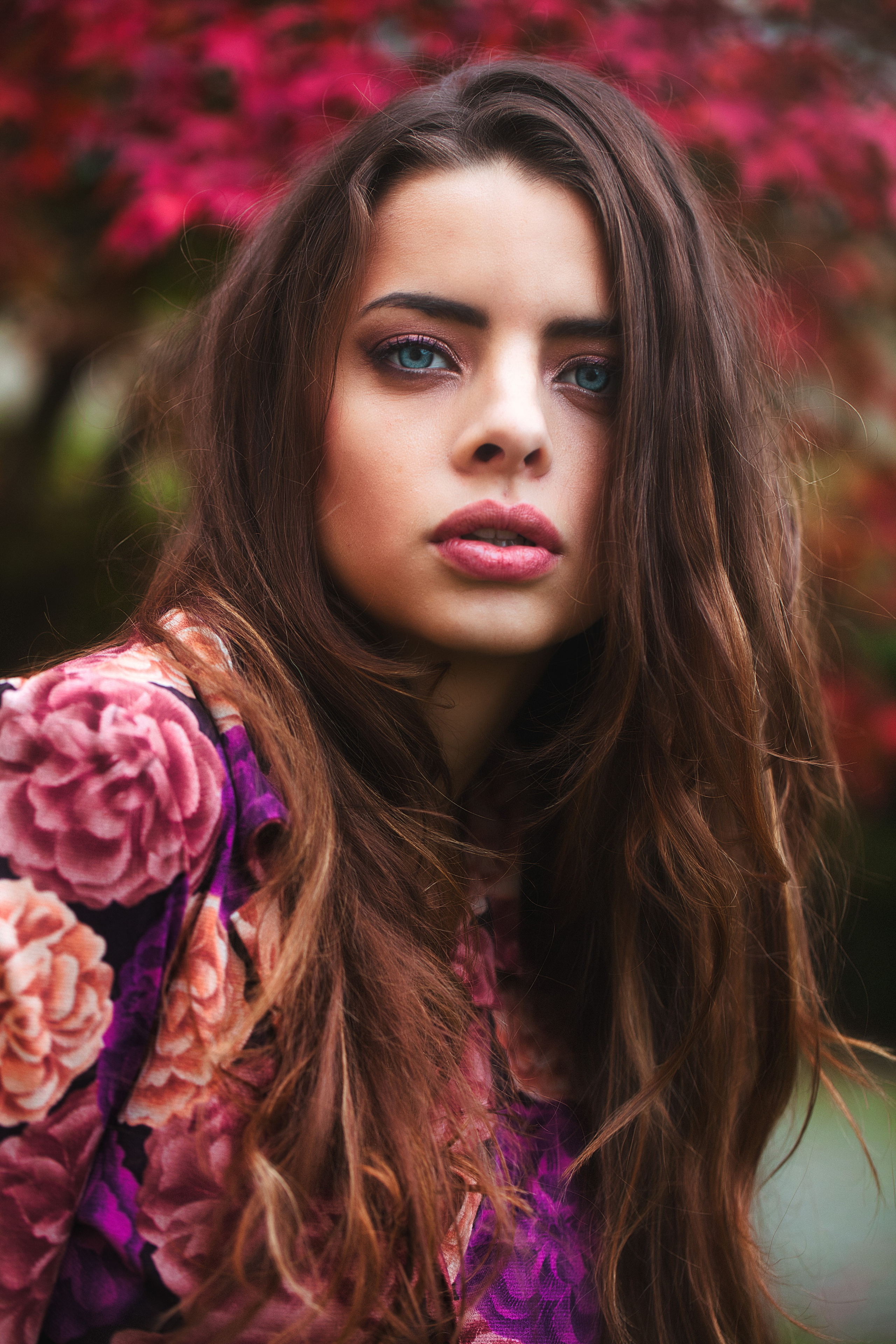 Фотосессия красивой девушки. Семейный фотограф Великодолинское