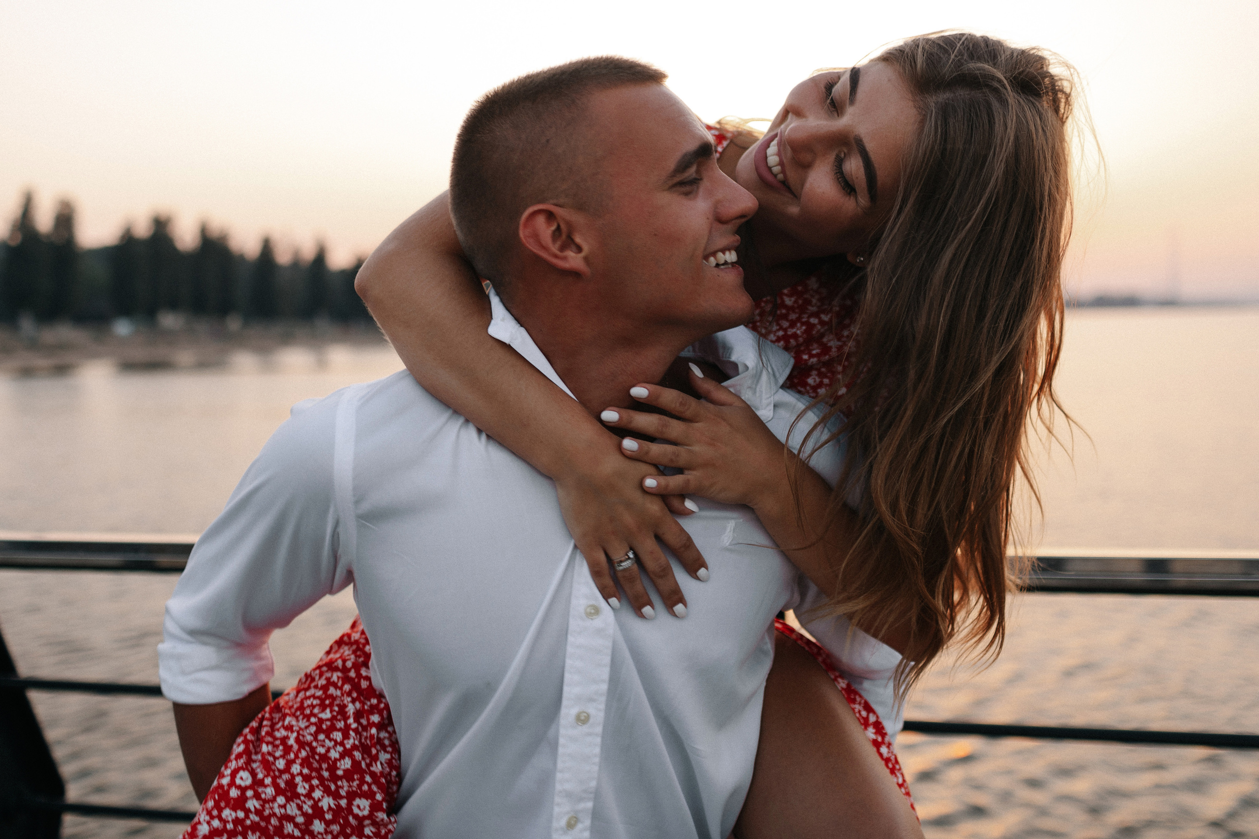 Рассвет на море. Свадебный фотограф в Риге Руслан Федюшин