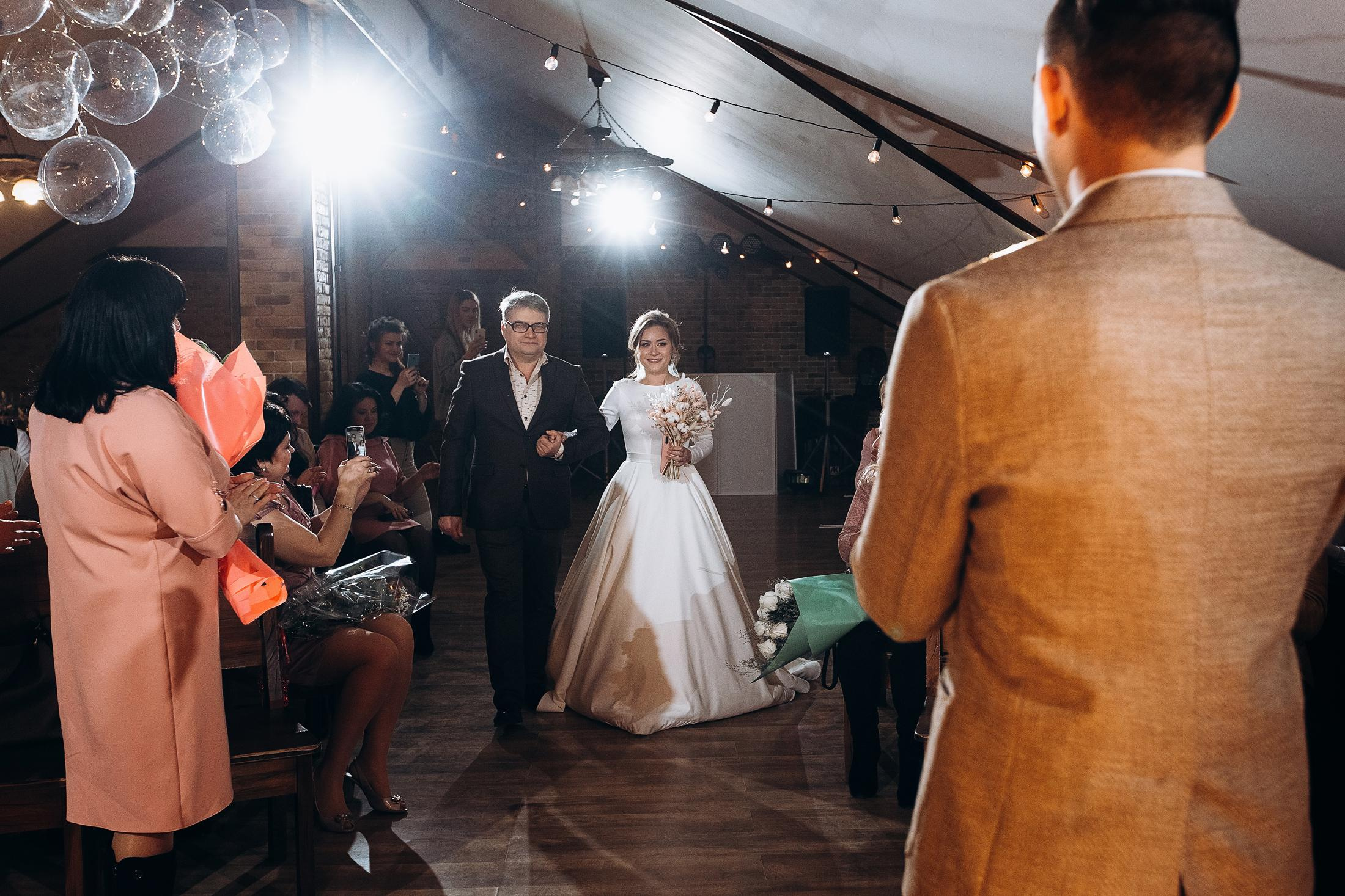 Анонс 2.02.2020. Свадебный фотограф в Риге Руслан Федюшин