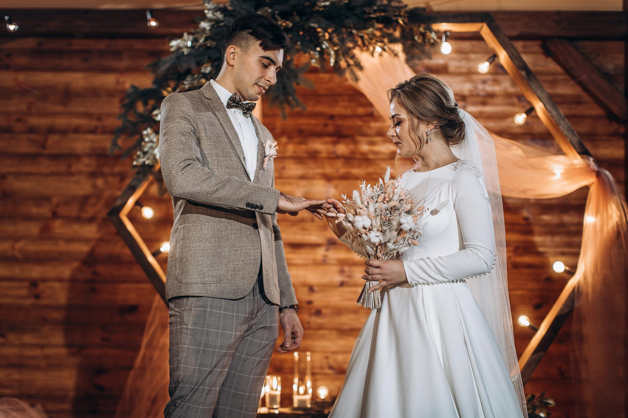 Анонс 2.02.2020. Свадебный фотограф в Риге Руслан Федюшин