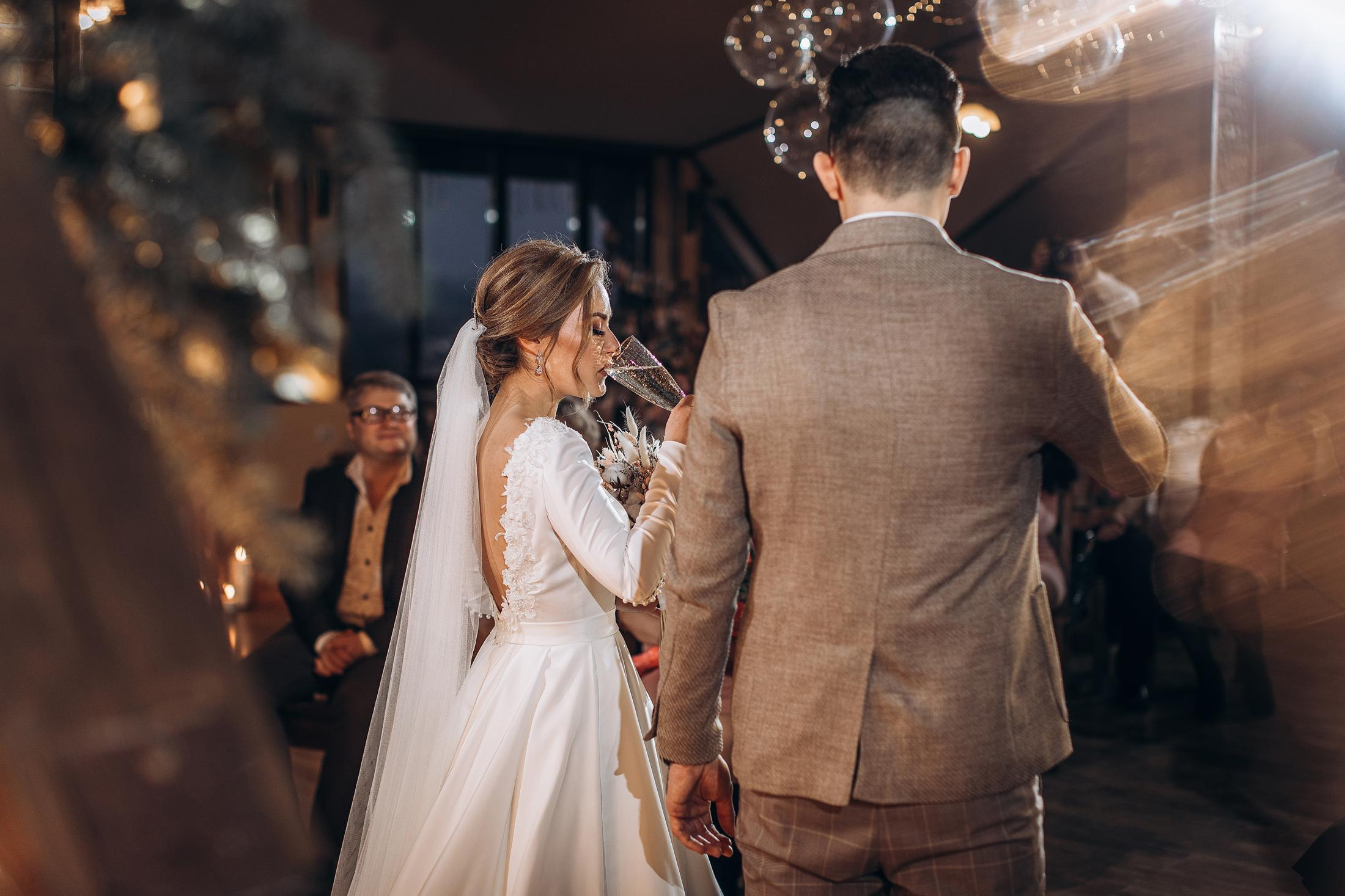 Анонс 2.02.2020. Свадебный фотограф в Риге Руслан Федюшин