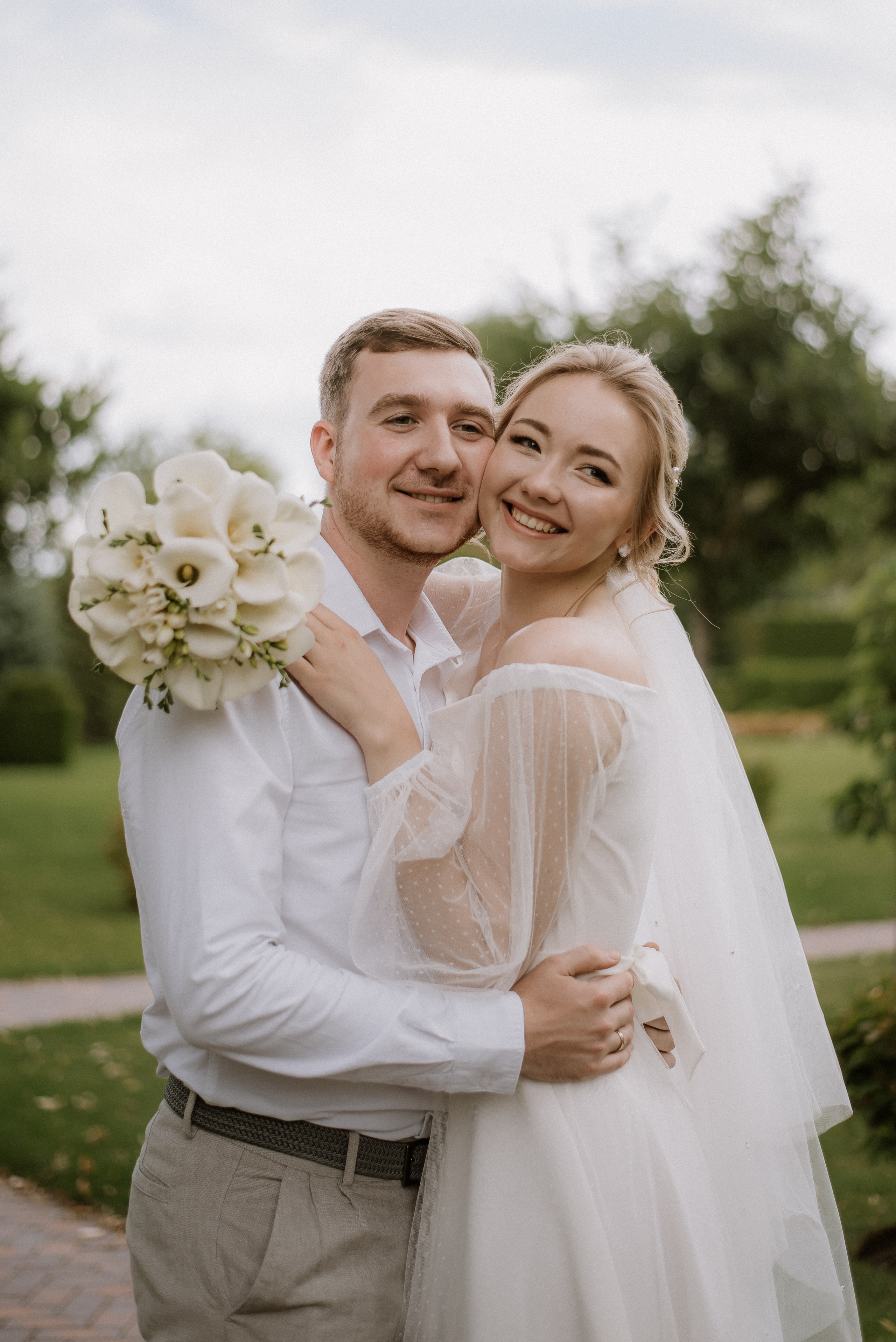 Весільна фотосесія в Межигір’ї, Київ, Україна, весільний фотограф. Весільний та фотограф Київ Україна Олександра, свадебный Киев Украина