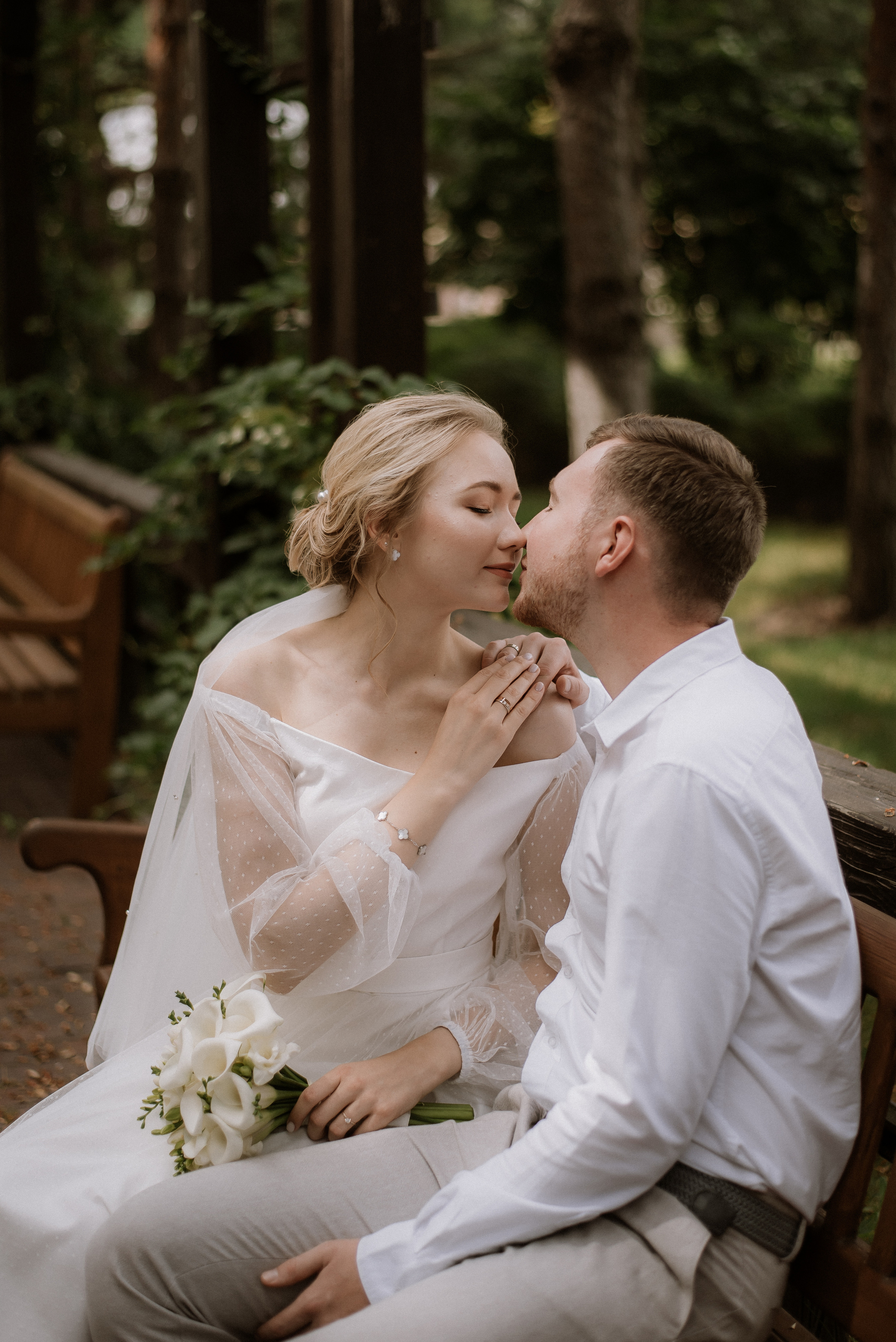 Весільна фотосесія в Межигір’ї, Київ, Україна, весільний фотограф. Весільний та фотограф Київ Україна Олександра, свадебный Киев Украина