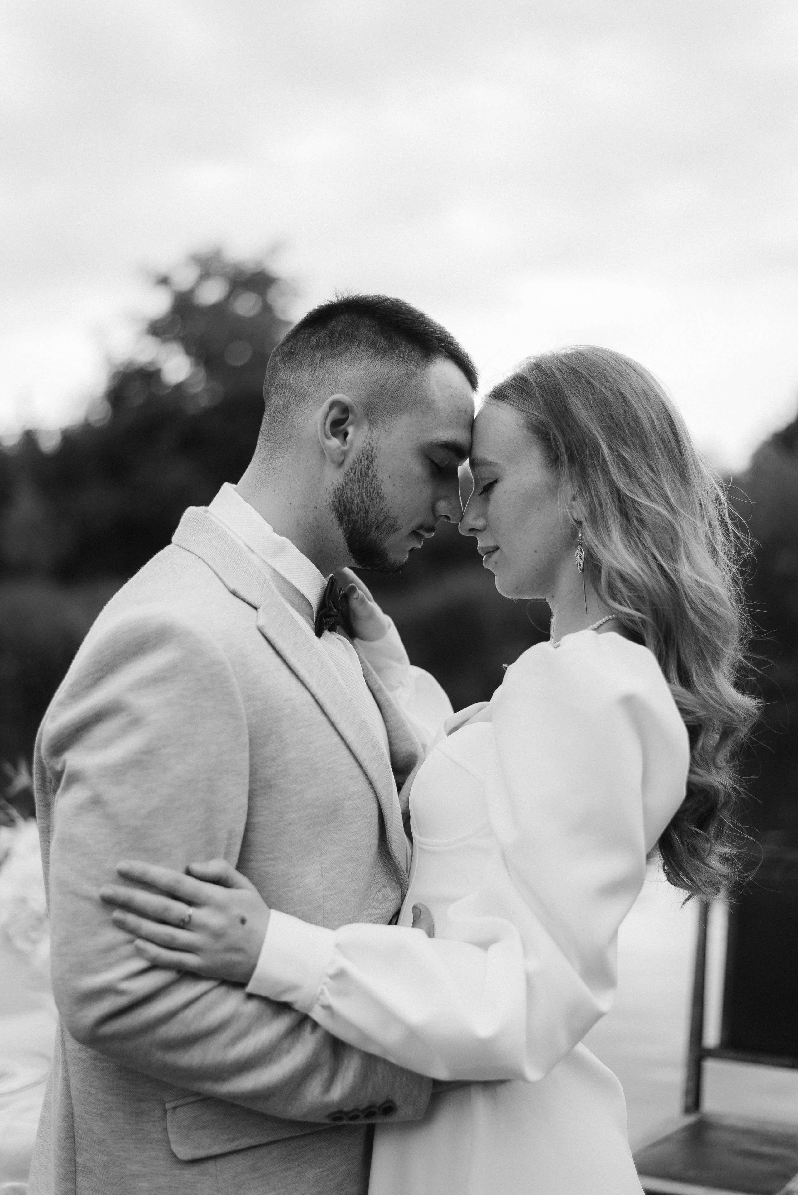 Весільна фотосесія на човні, Київ, Україна, весільний фотограф. Весільний та фотограф Київ Україна Олександра, свадебный Киев Украина