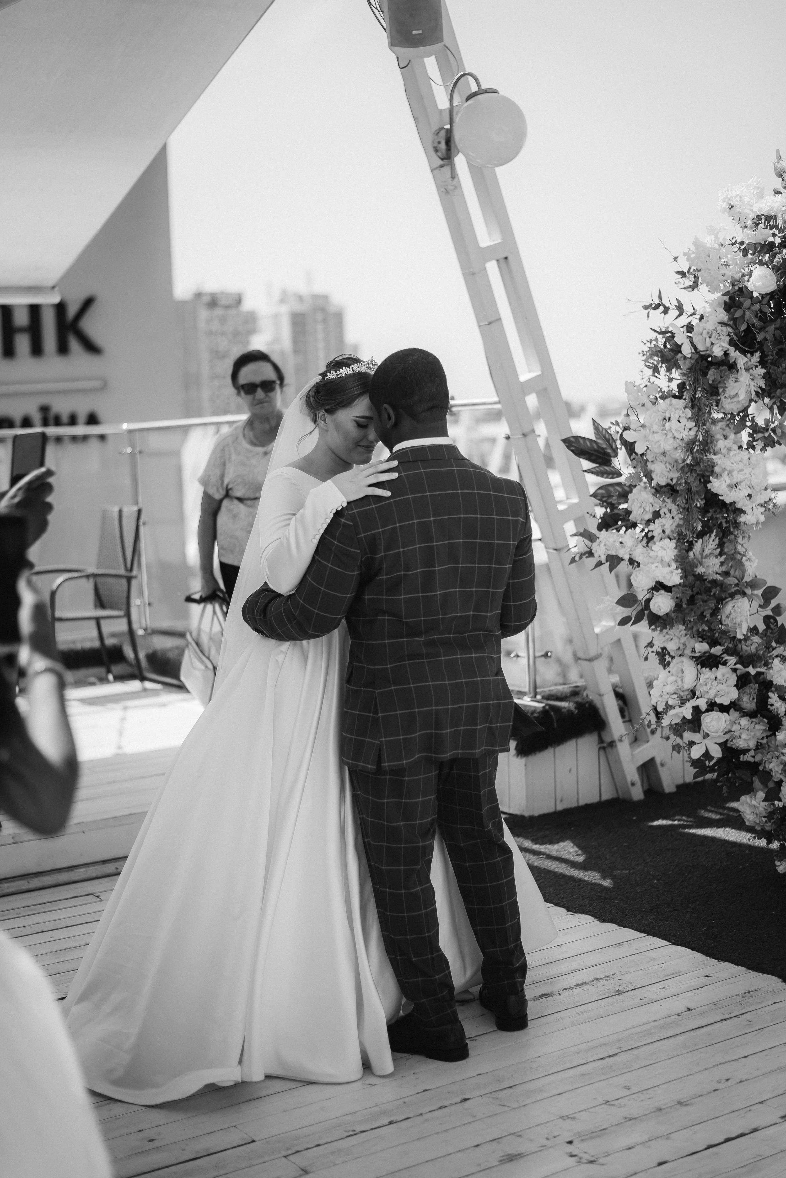 Інтернаціональне весілля Київ, весільний фотограф Україна, фотосесія. Весільний та фотограф Київ Україна Олександра, свадебный Киев Украина