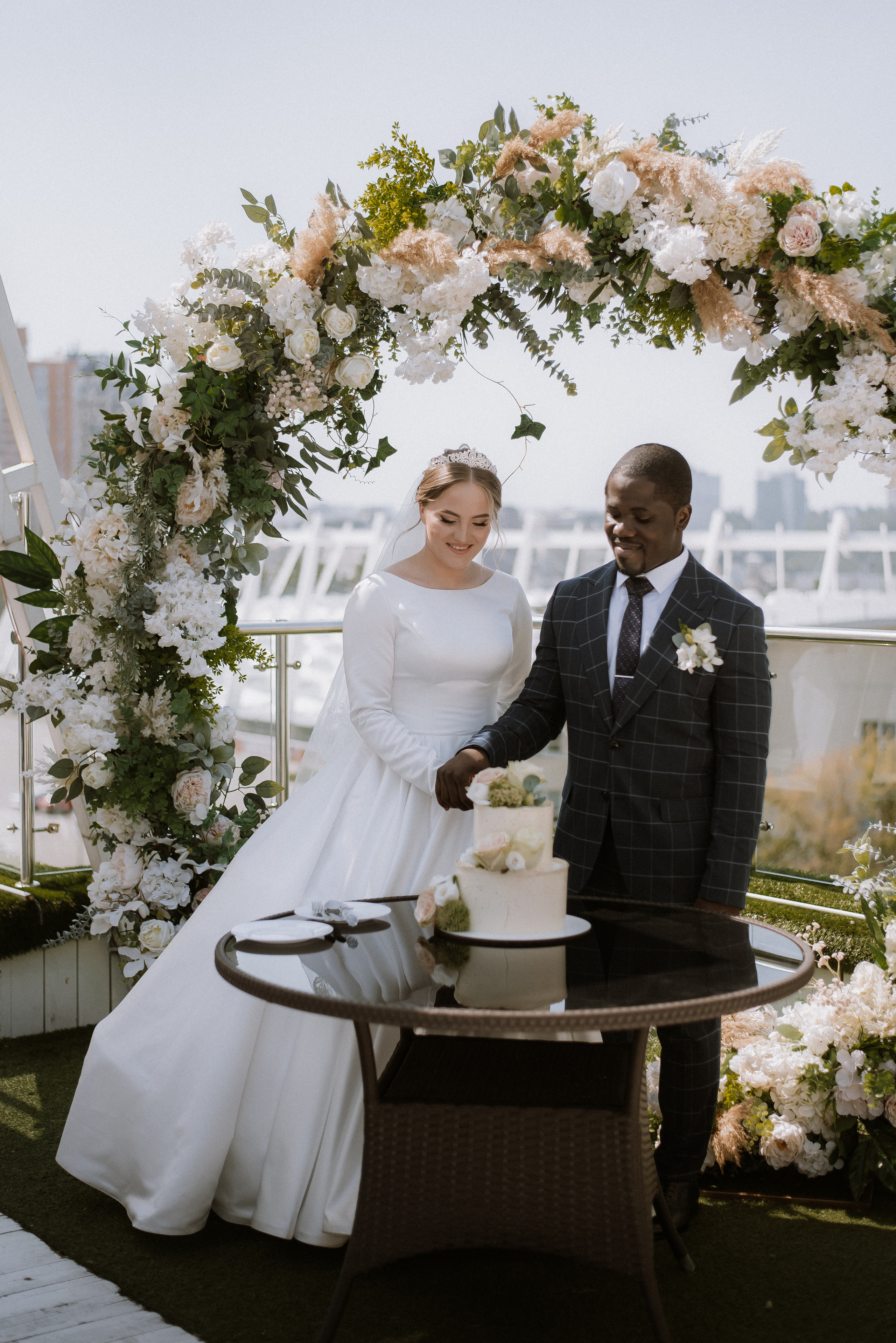 Інтернаціональне весілля Київ, весільний фотограф Україна, фотосесія. Весільний та фотограф Київ Україна Олександра, свадебный Киев Украина