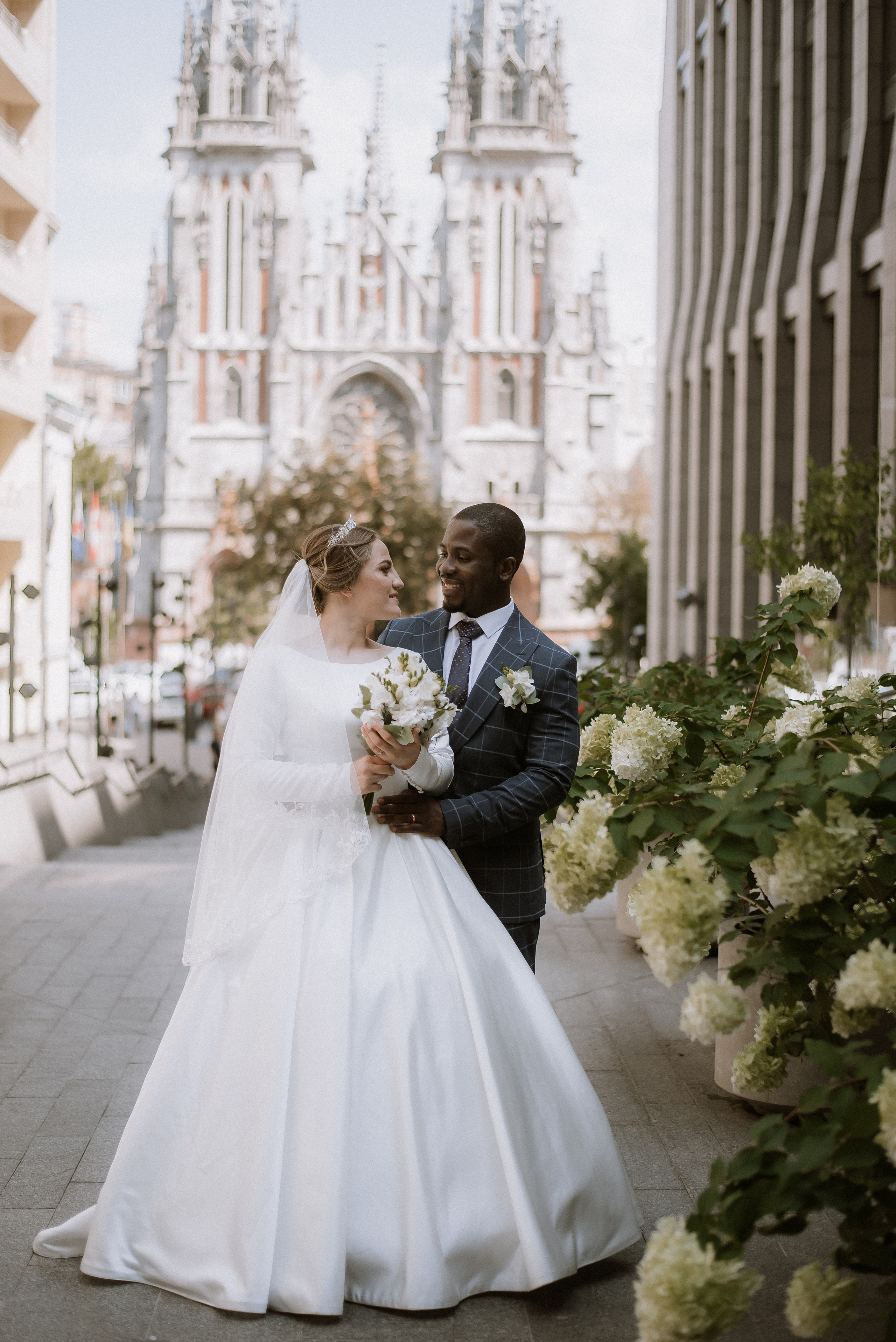 Інтернаціональне весілля Київ, весільний фотограф Україна, фотосесія. Весільний та фотограф Київ Україна Олександра, свадебный Киев Украина