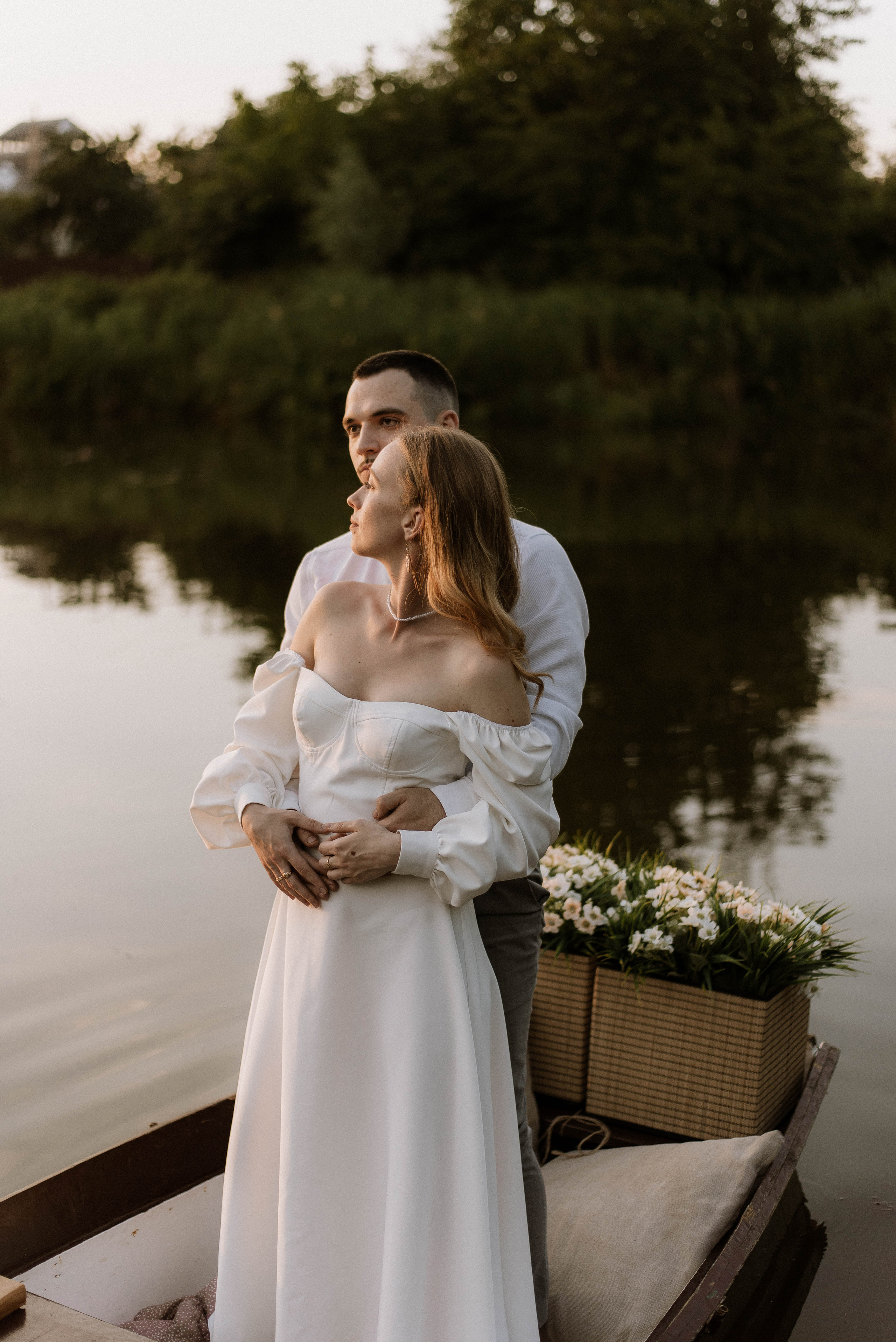 Весільна фотосесія на човні, Київ, Україна, весільний фотограф. Весільний та фотограф Київ Україна Олександра, свадебный Киев Украина