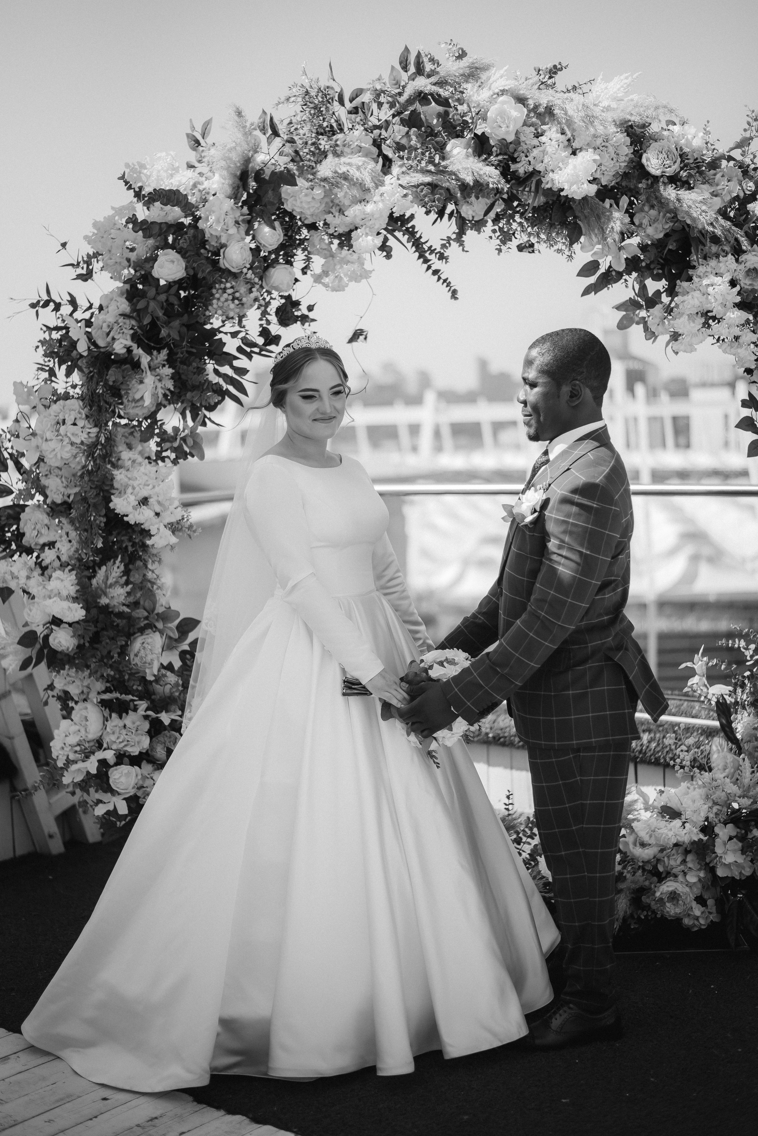 Інтернаціональне весілля Київ, весільний фотограф Україна, фотосесія. Весільний та фотограф Київ Україна Олександра, свадебный Киев Украина