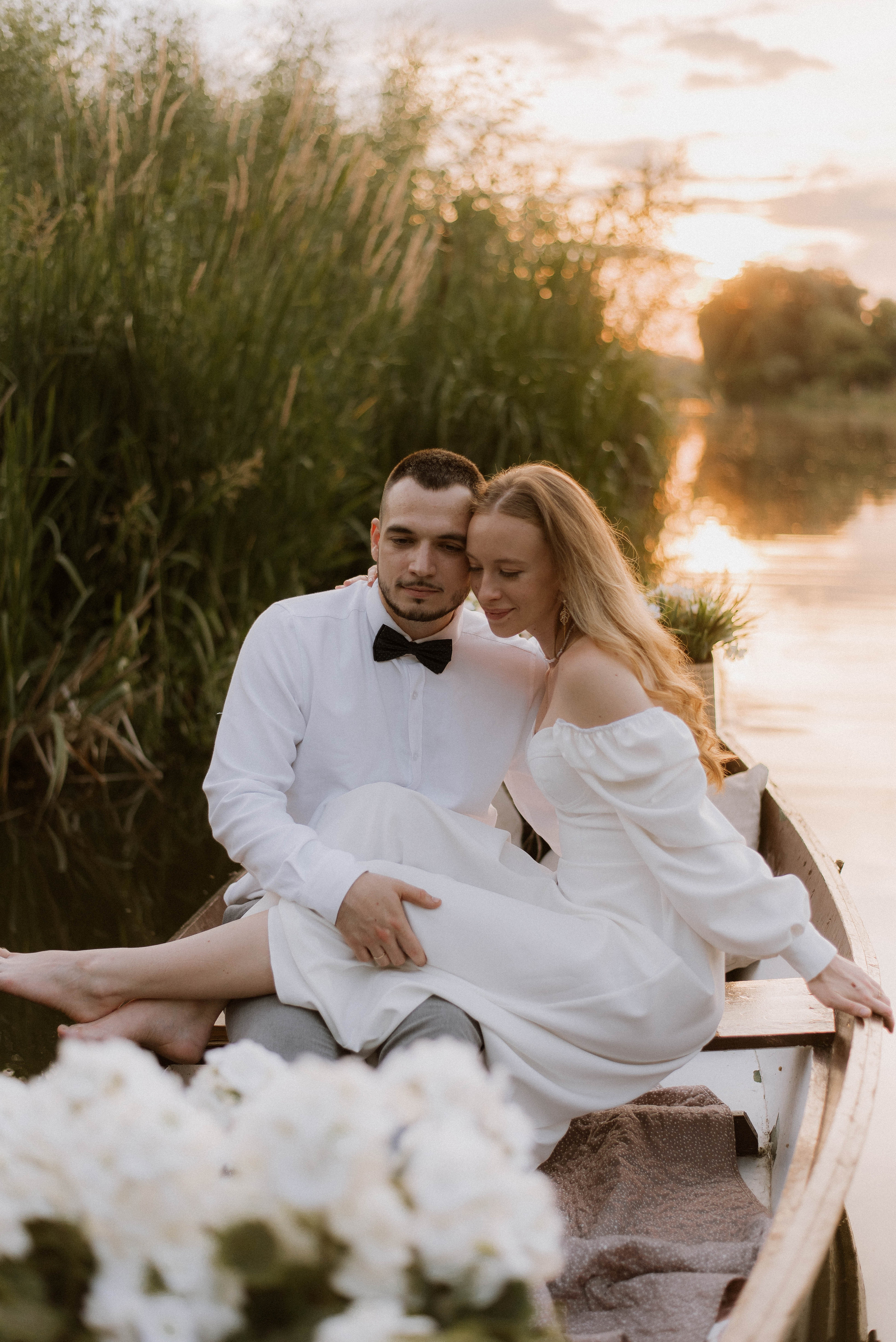 Весільна фотосесія на човні, Київ, Україна, весільний фотограф. Весільний та фотограф Київ Україна Олександра, свадебный Киев Украина