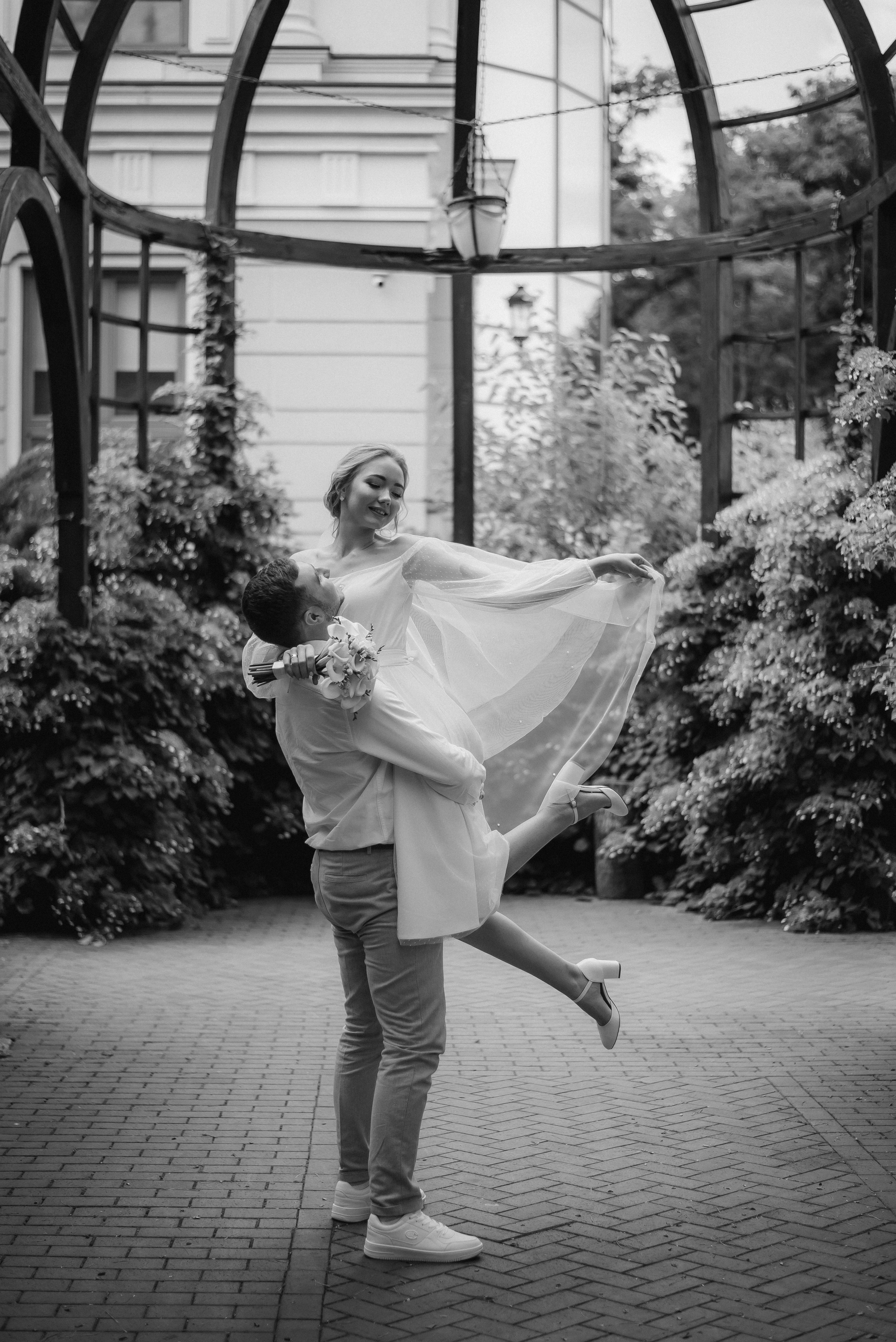 Весільна фотосесія в Межигір’ї, Київ, Україна, весільний фотограф. Весільний та фотограф Київ Україна Олександра, свадебный Киев Украина