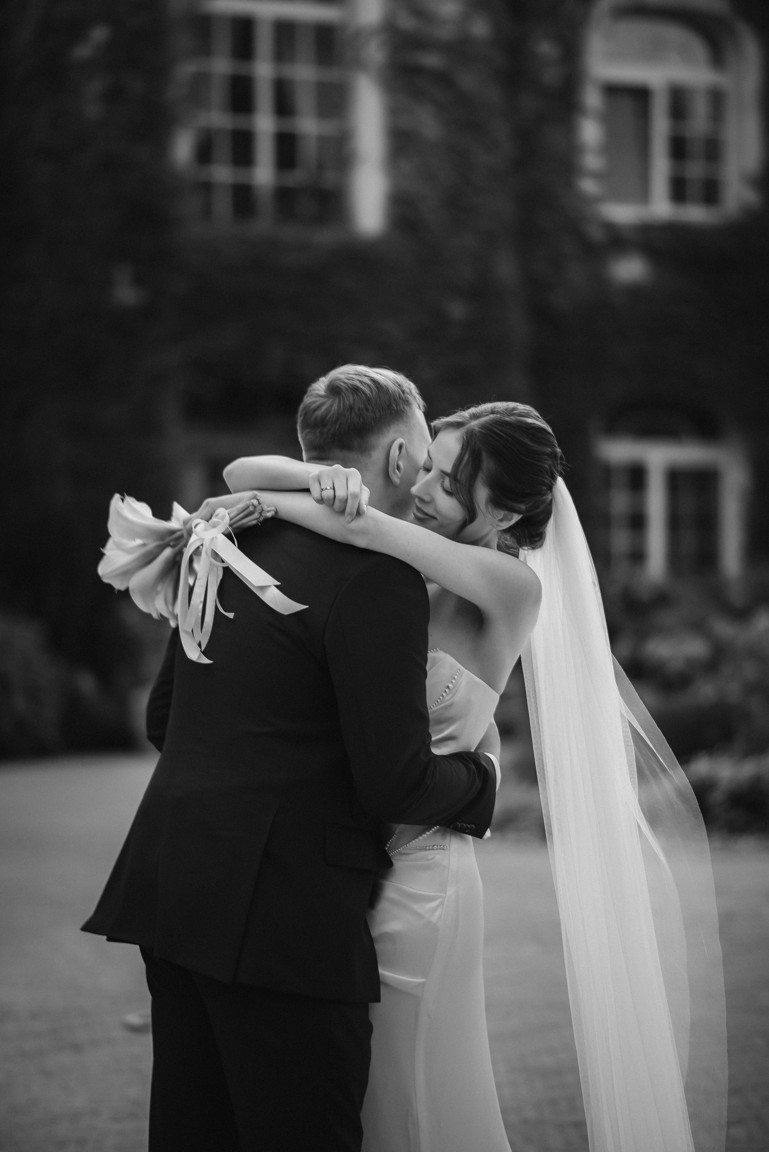 Весільна фотосесія в Києві, замок кохання, весілля, Київ, фотограф. Весільний та фотограф Київ Україна Олександра, свадебный Киев Украина