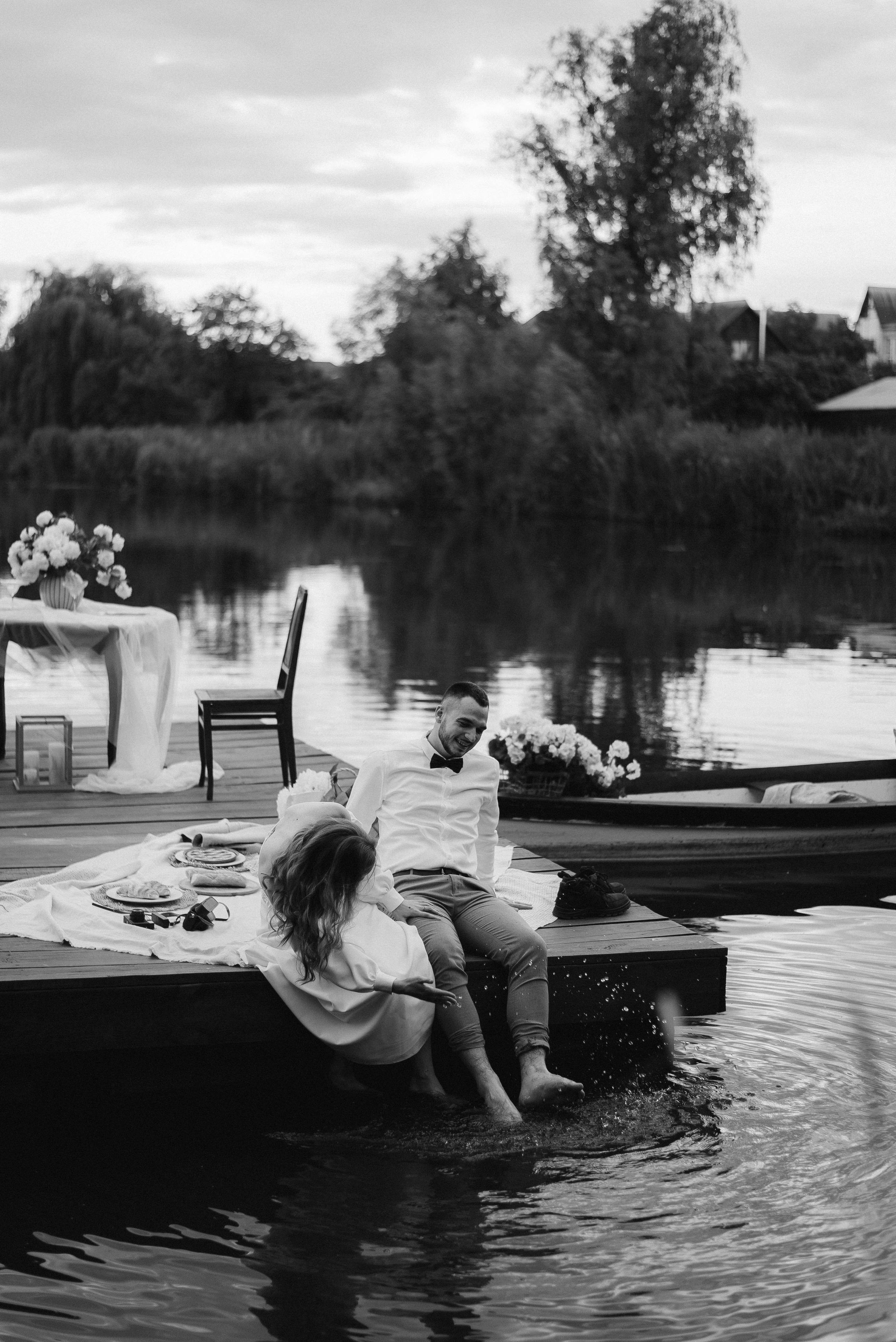 Весільна фотосесія на човні, Київ, Україна, весільний фотограф. Весільний та фотограф Київ Україна Олександра, свадебный Киев Украина