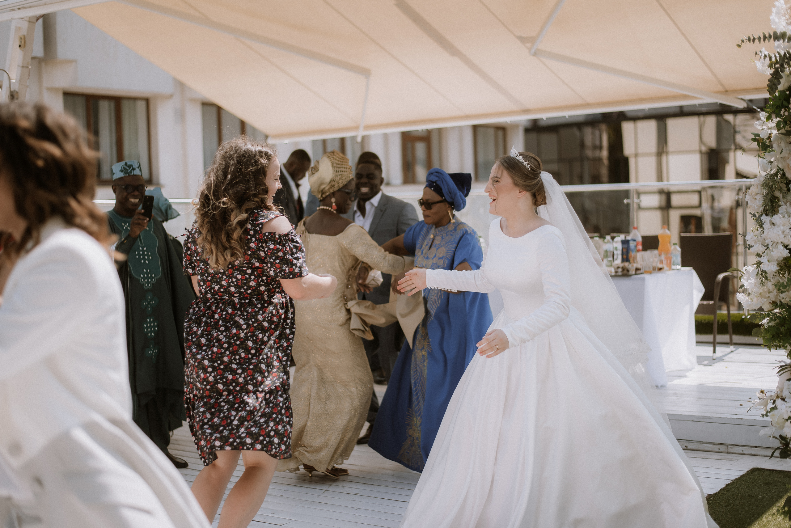 Інтернаціональне весілля Київ, весільний фотограф Україна, фотосесія. Весільний та фотограф Київ Україна Олександра, свадебный Киев Украина