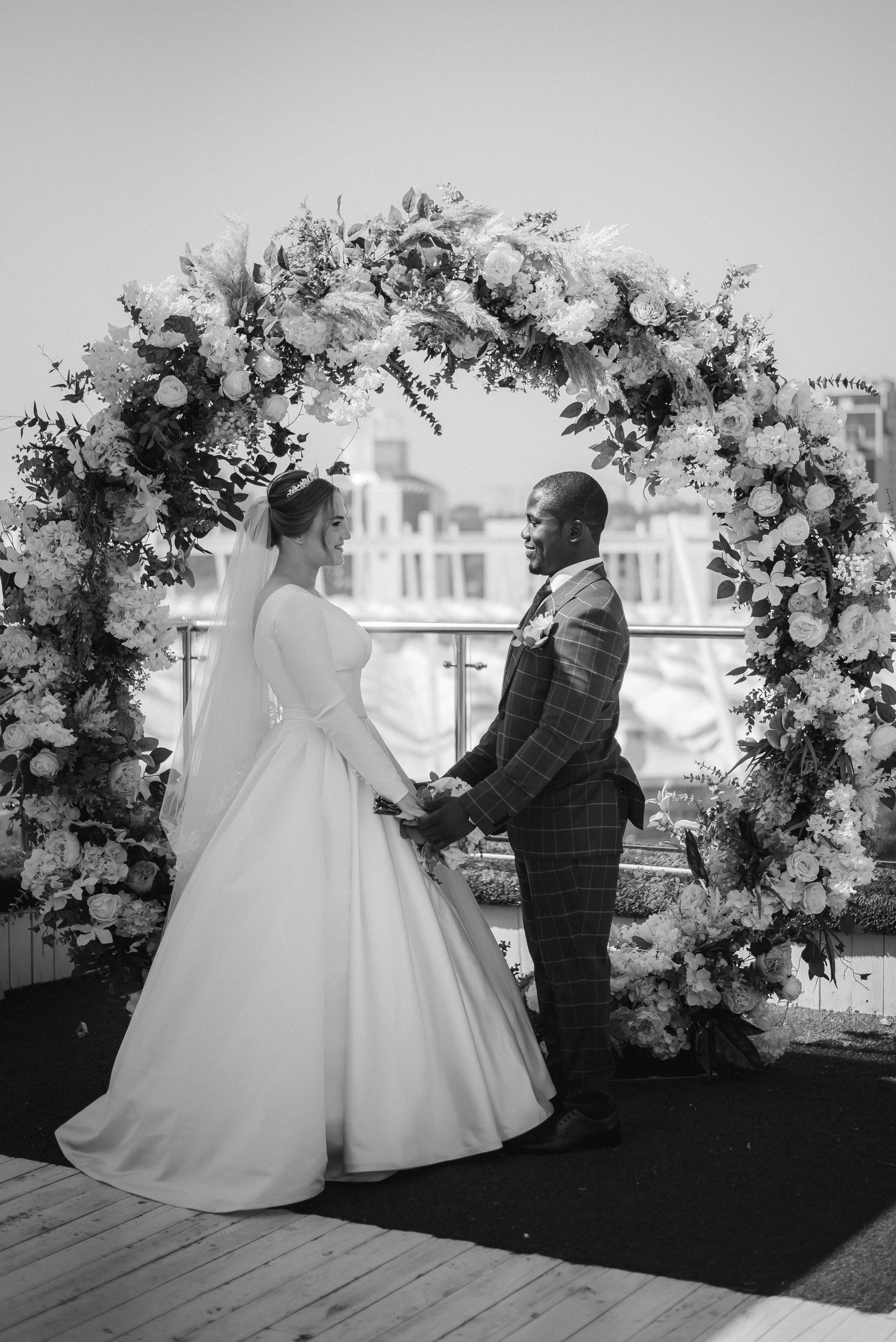 Інтернаціональне весілля Київ, весільний фотограф Україна, фотосесія. Весільний та фотограф Київ Україна Олександра, свадебный Киев Украина