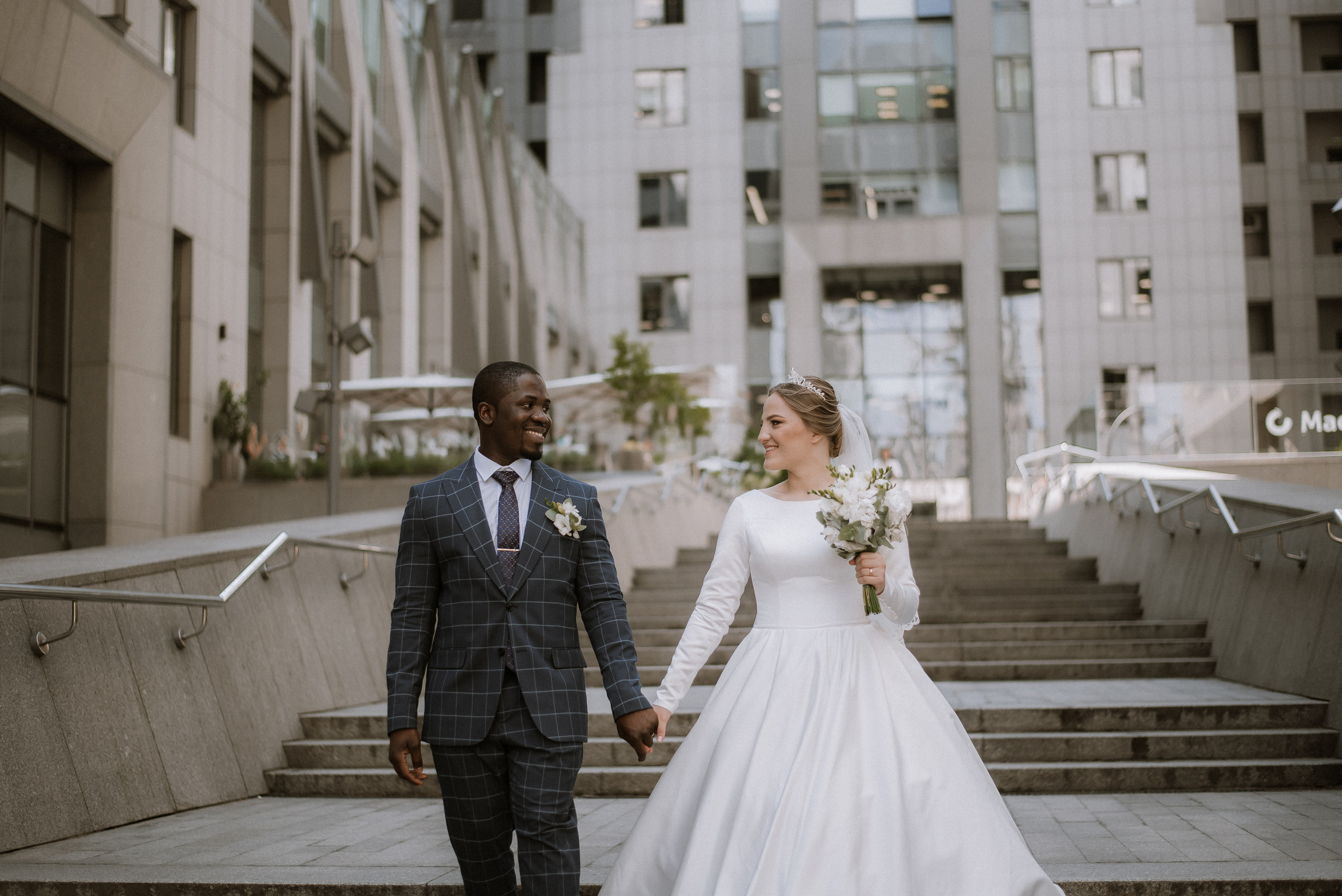 Інтернаціональне весілля Київ, весільний фотограф Україна, фотосесія. Весільний та фотограф Київ Україна Олександра, свадебный Киев Украина