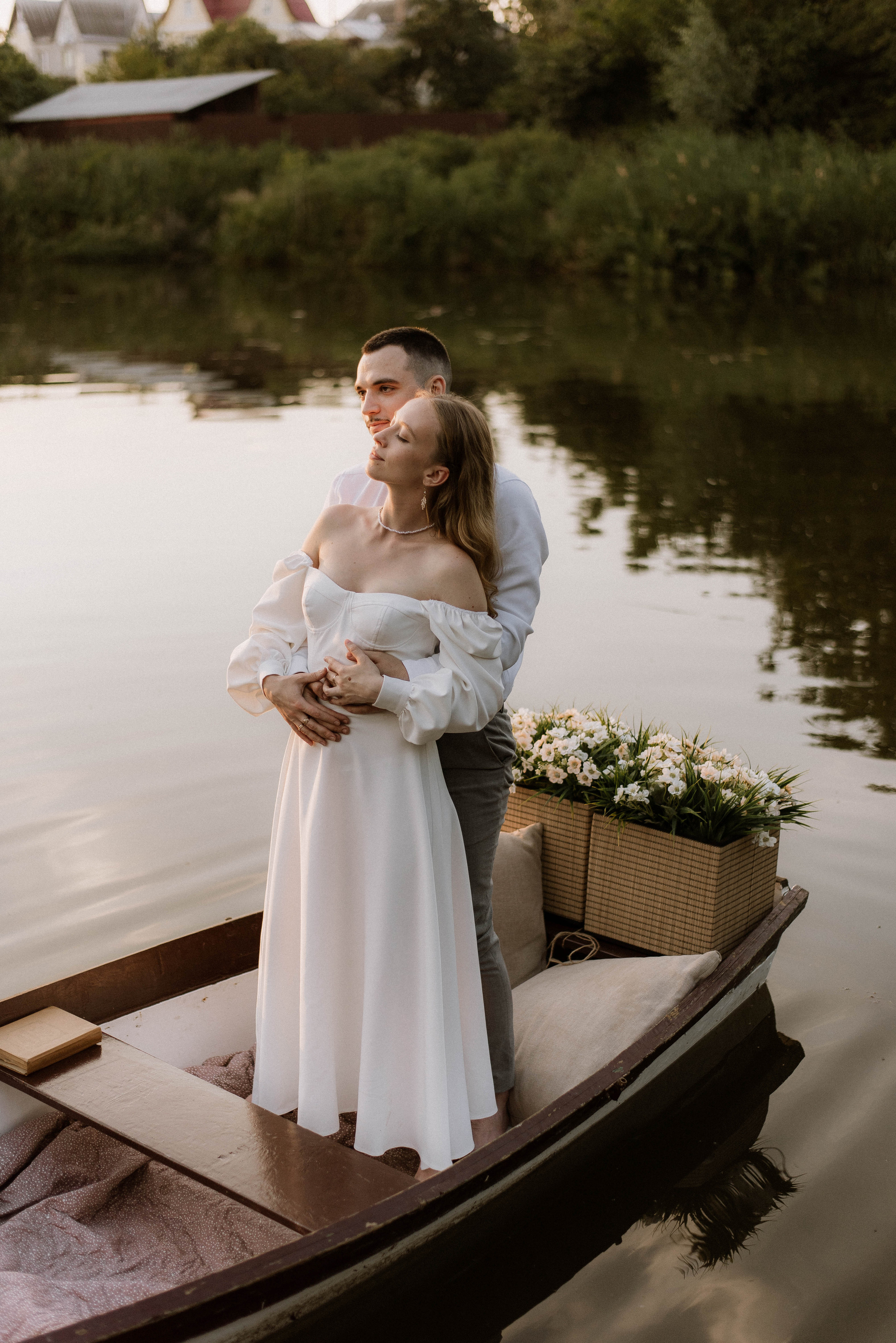 Весільна фотосесія на човні, Київ, Україна, весільний фотограф. Весільний та фотограф Київ Україна Олександра, свадебный Киев Украина