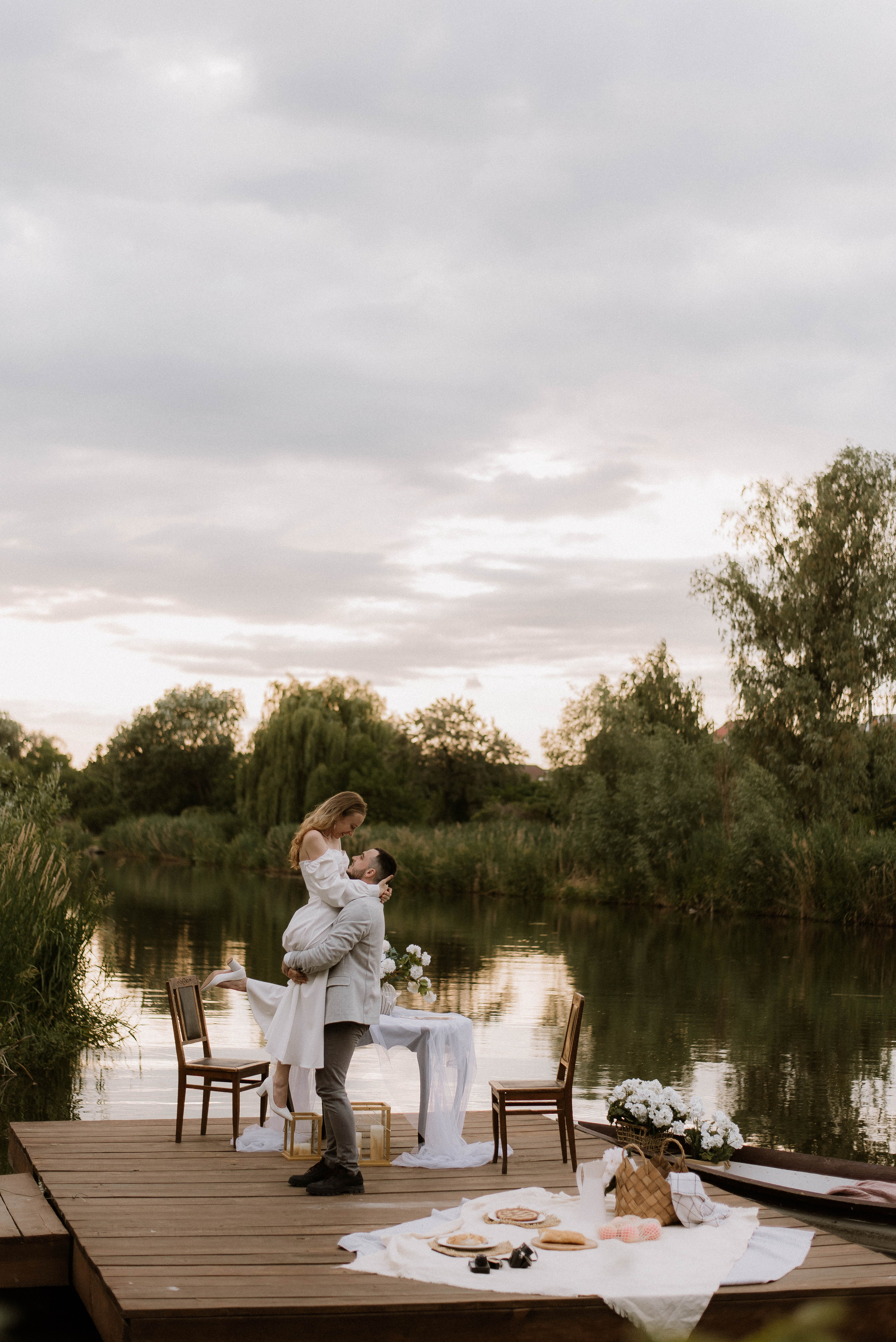 Весільна фотосесія на човні, Київ, Україна, весільний фотограф. Весільний та фотограф Київ Україна Олександра, свадебный Киев Украина